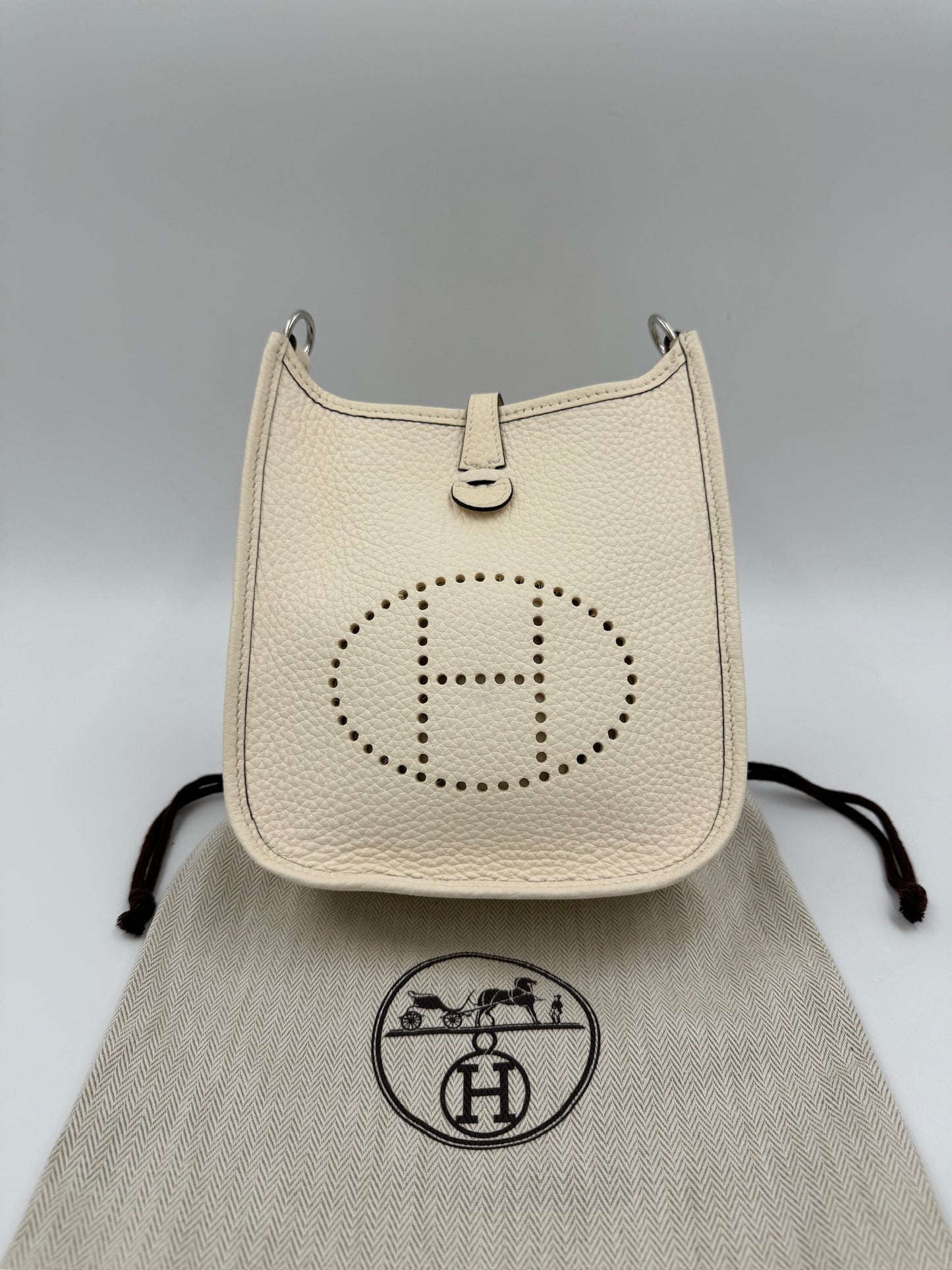Hermes Evelyne White /Rank SA