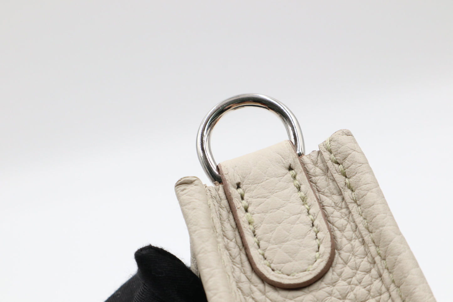 Hermes Mini Evelyne 奶昔白 / Rank SA 251116003