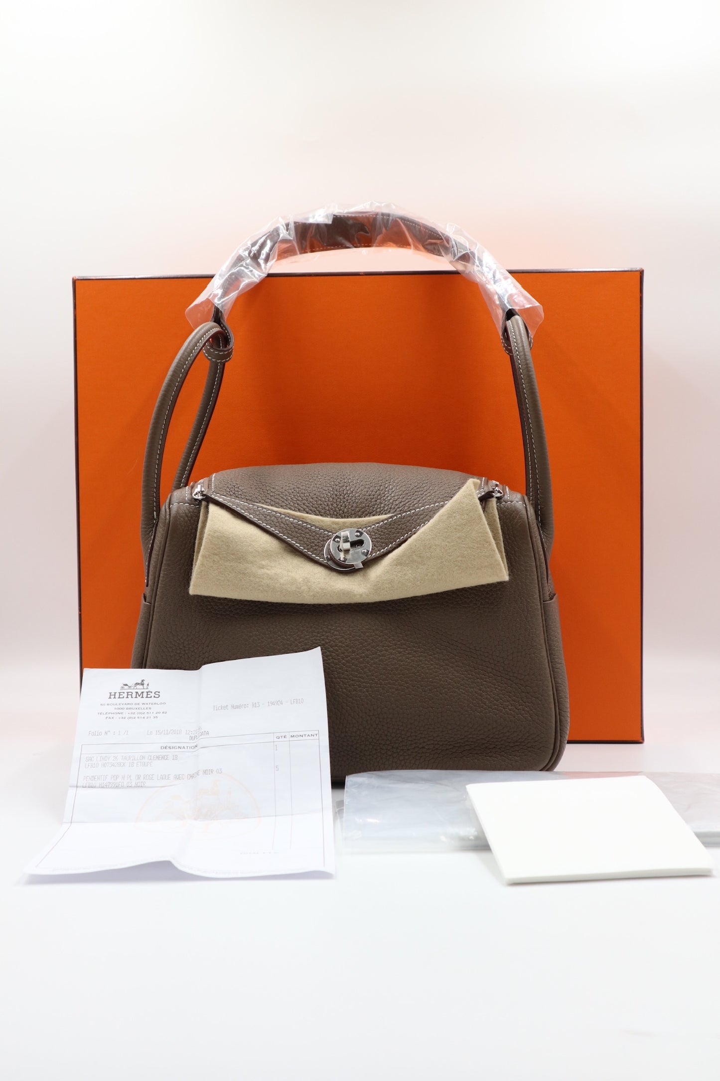 Hermes Lindy 26 象灰色 銀扣C / Rank SA 250926004