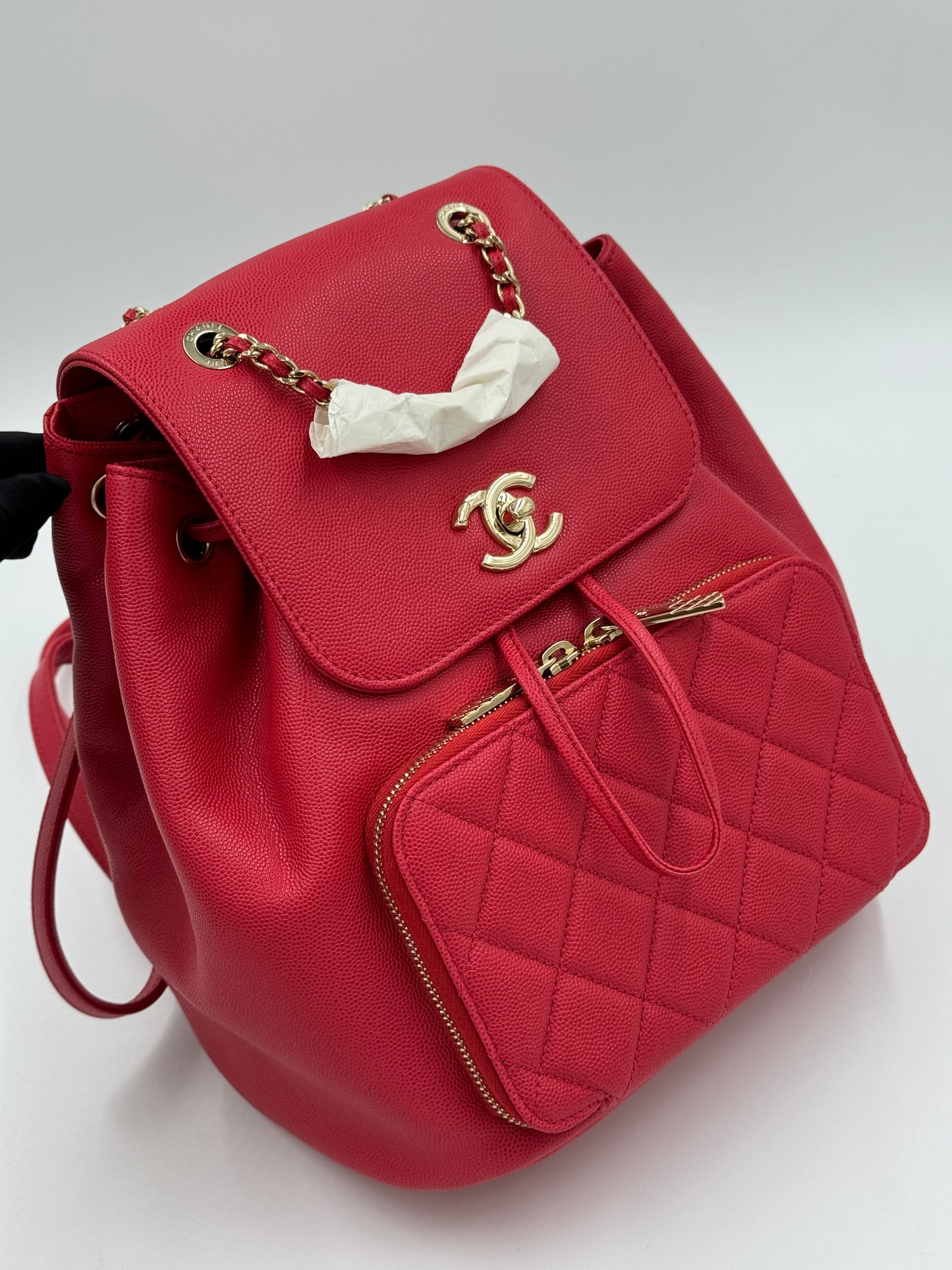 Chanel 桃粉魚子醬金釦後背包 / Rank N 24072005