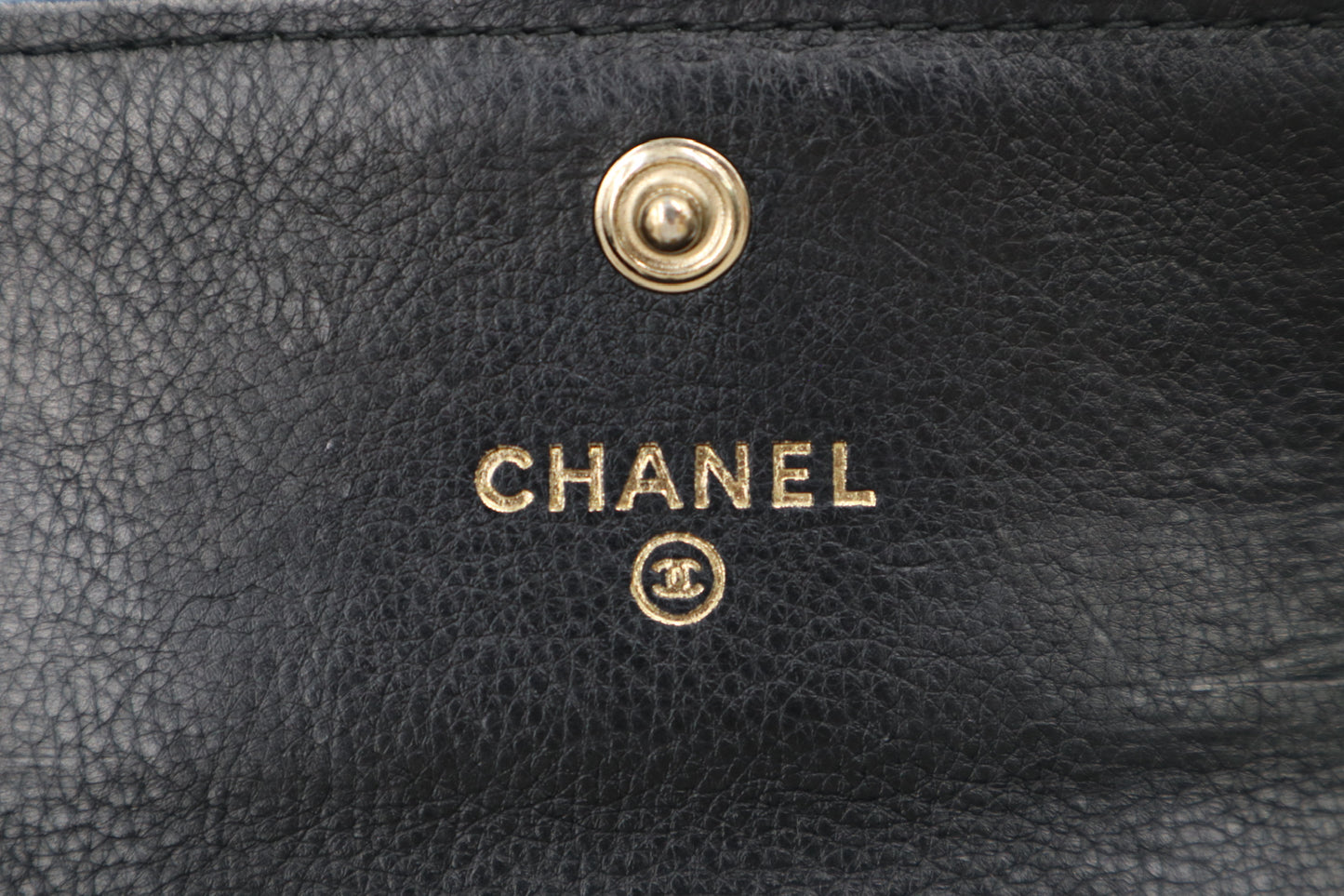 Chanel 金屬鐵牌黑色卡夾零錢包 / Rank SA 251126009