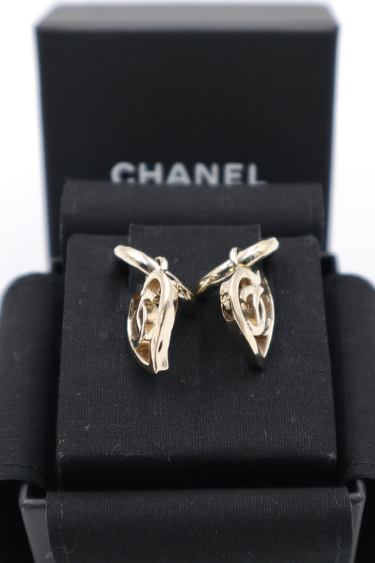 Chanel Heart Drop Earrings愛心耳環 / Rank SA