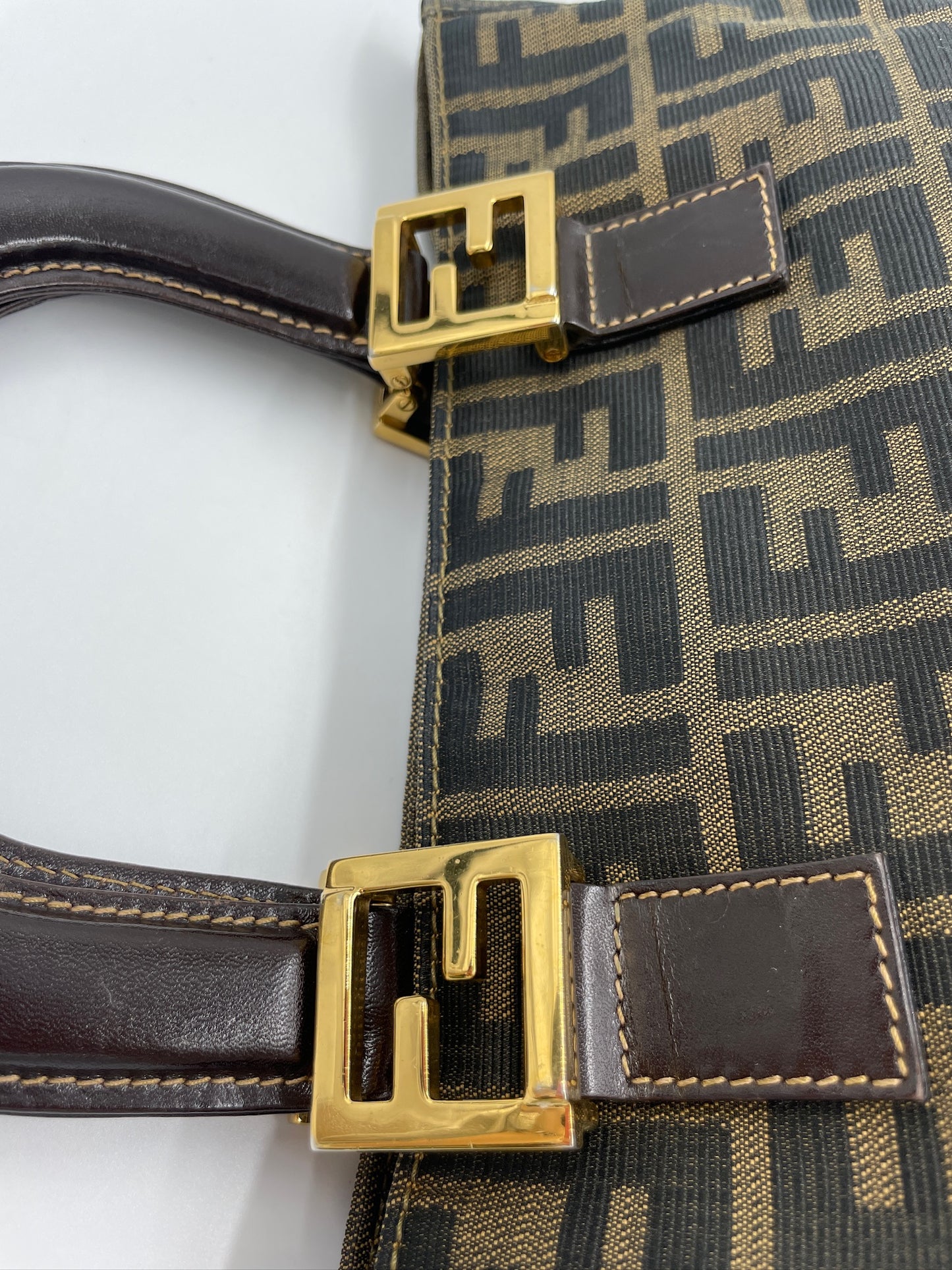 Fendi 金扣 Tote Bag / Rank SA