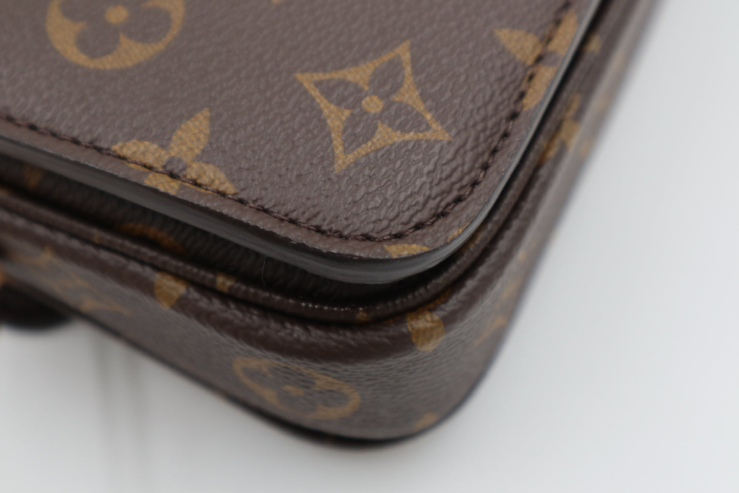 Louis Vuitton  郵差包 / Rank SA