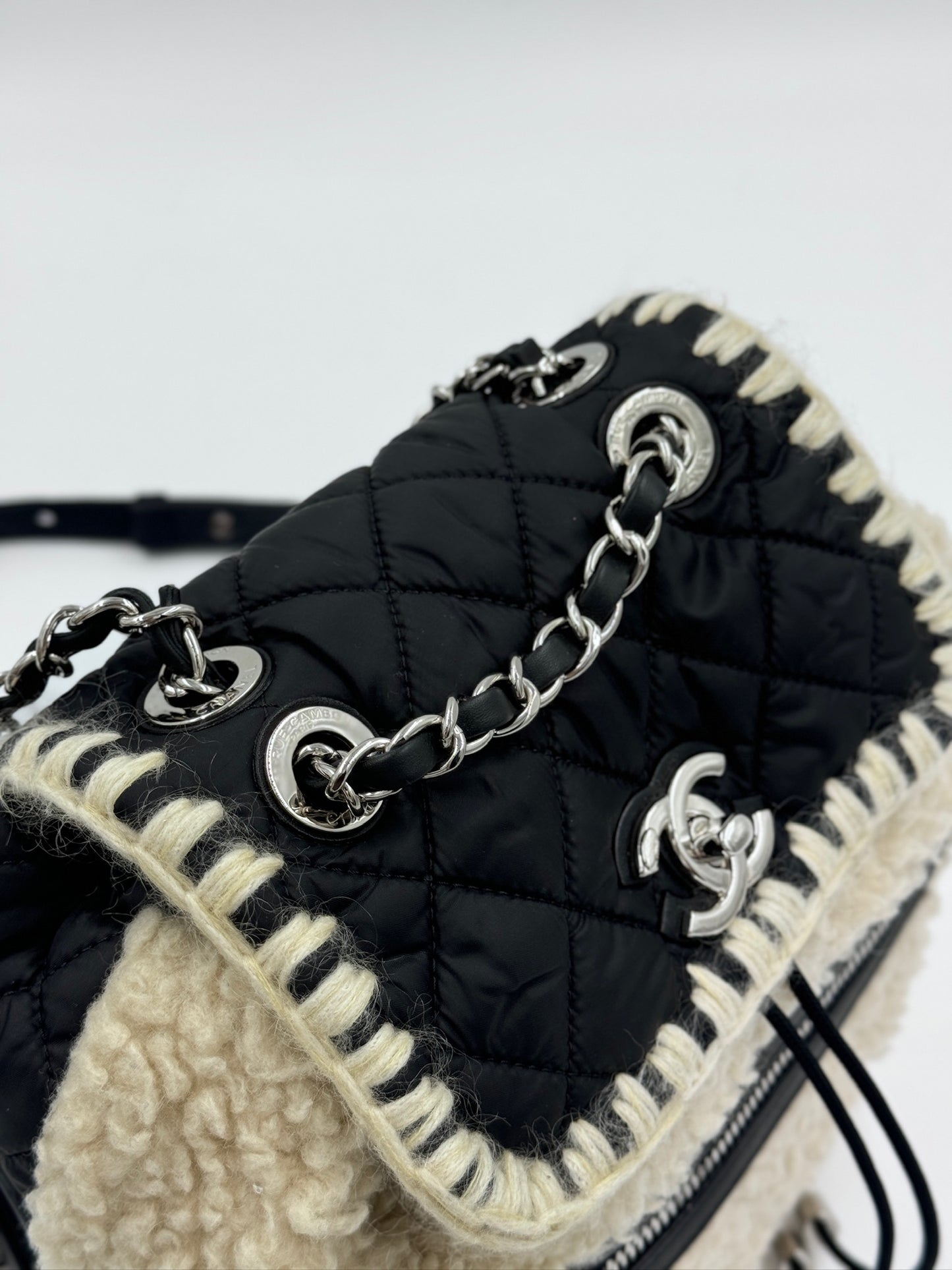 Chanel backpack white/ Rank A