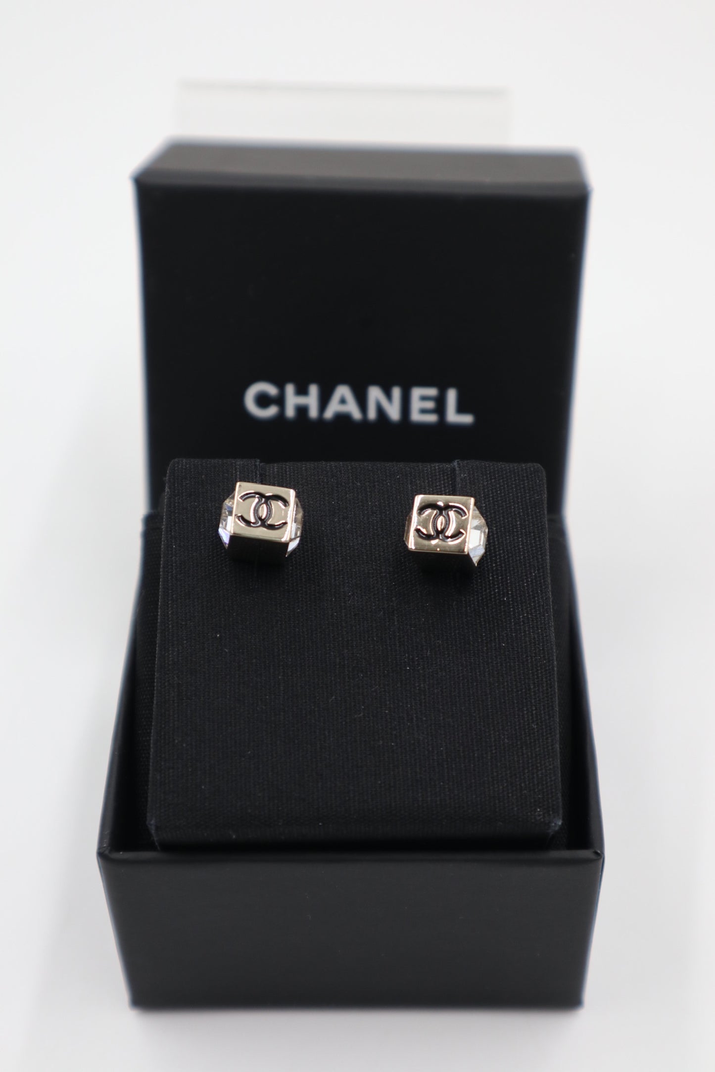 Chanel Earrings 方形水鑽耳環/ Rank SA 250921001