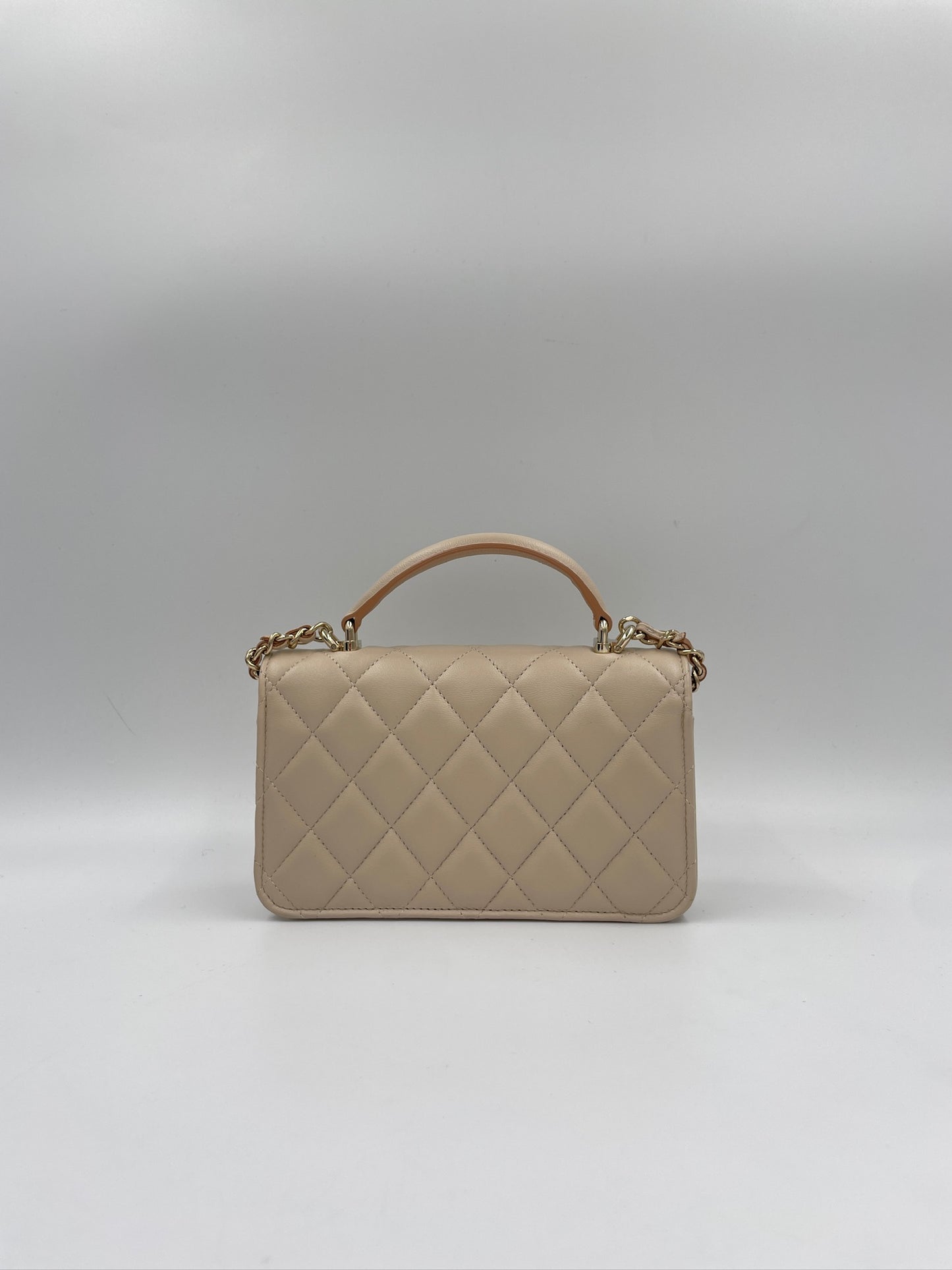 Chanel 23A Handle Woc 奶茶色 / Rank N