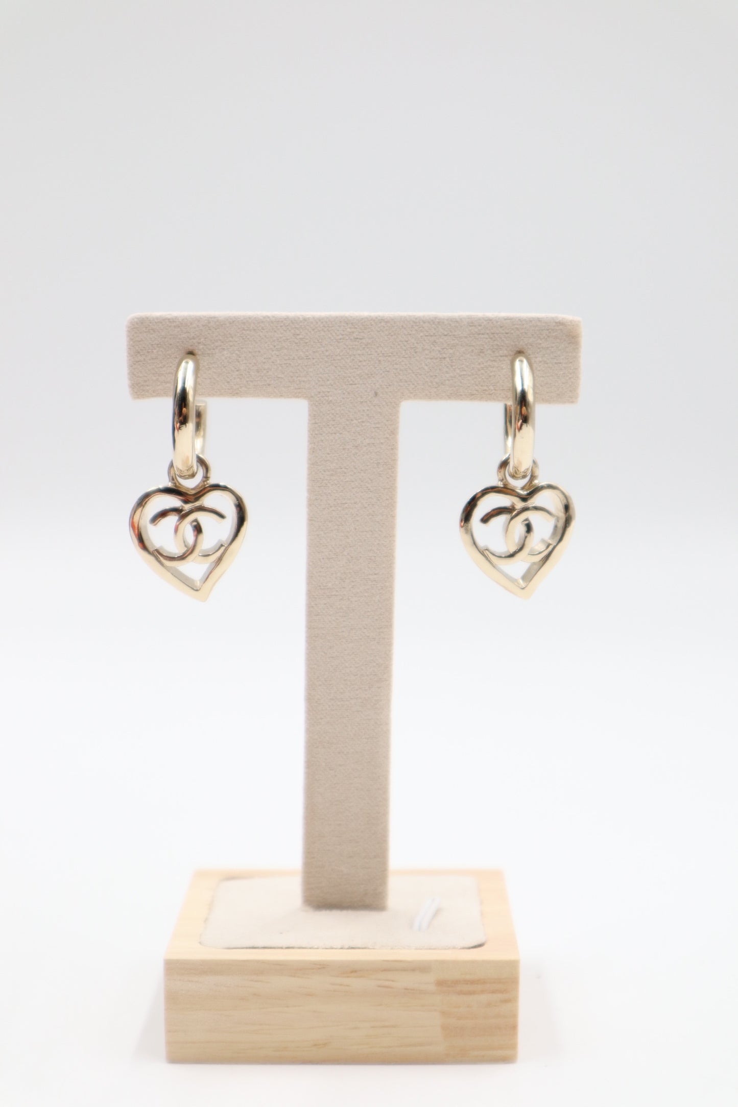 Chanel Earrings 金屬心型鏤空耳環/ Rank SA 251006002