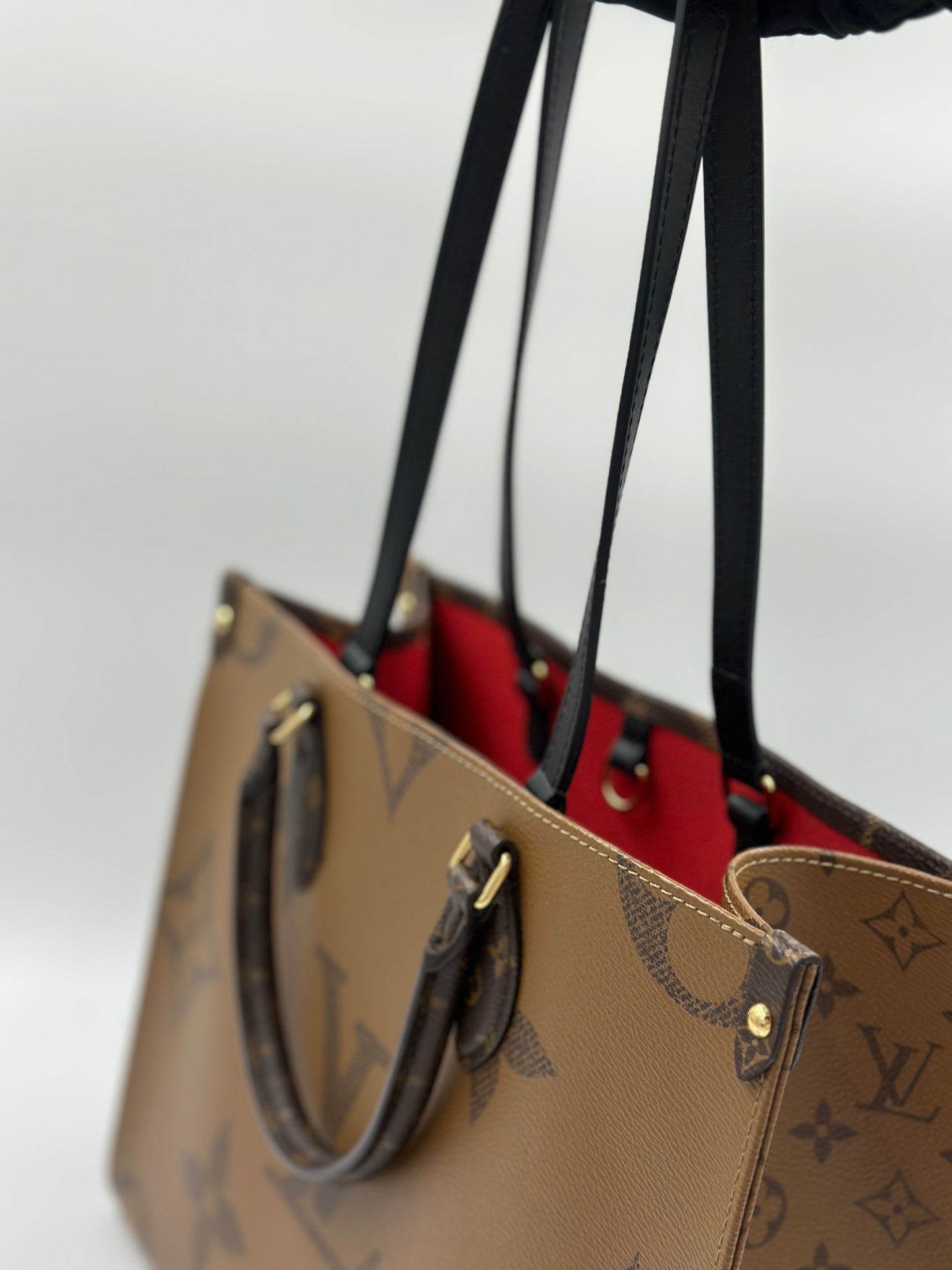 Louis Vuitton  ON THE GO / Rank SA