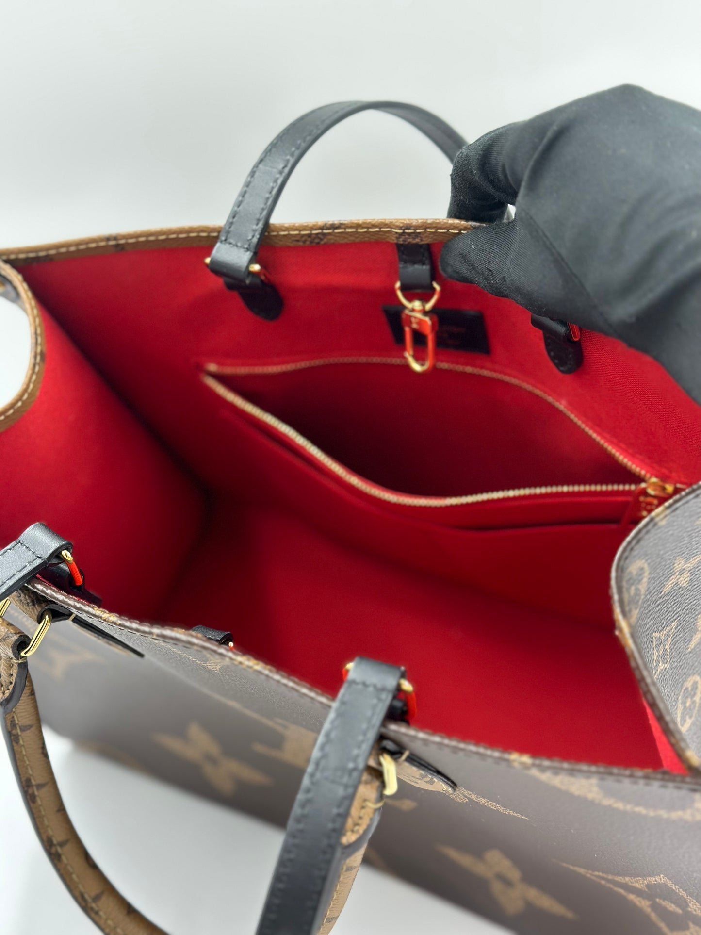 Louis Vuitton  ON THE GO / Rank SA