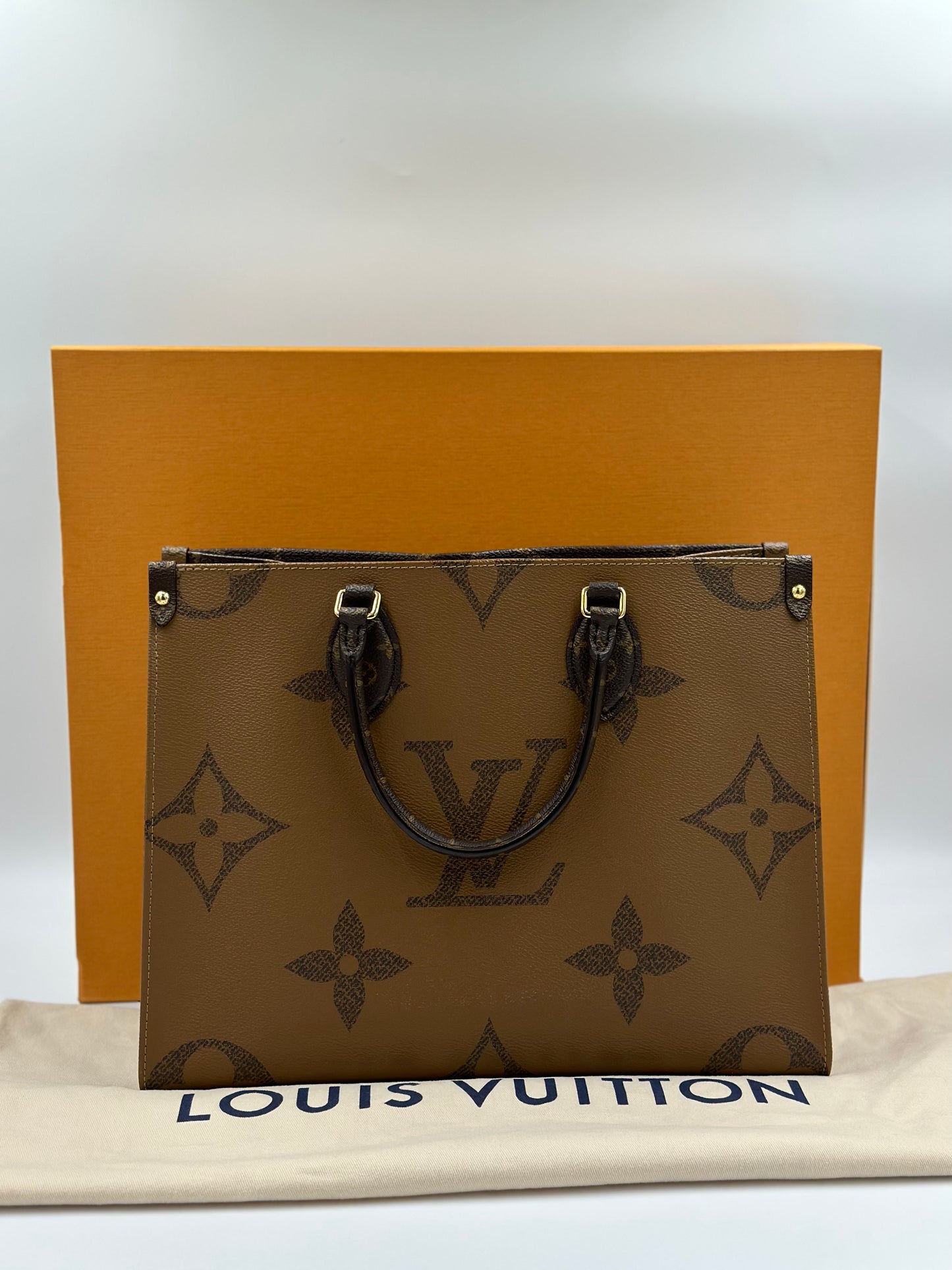 Louis Vuitton  ON THE GO / Rank SA