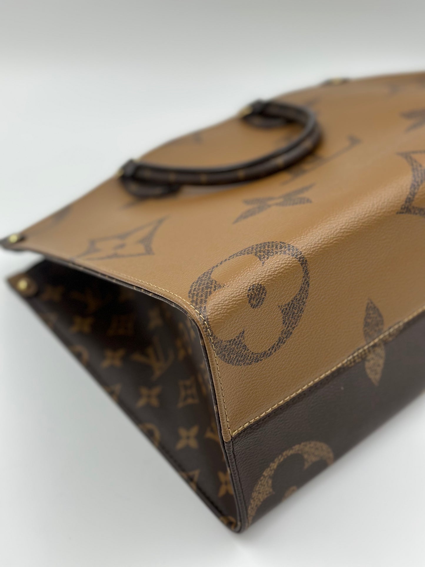 Louis Vuitton  ON THE GO / Rank SA