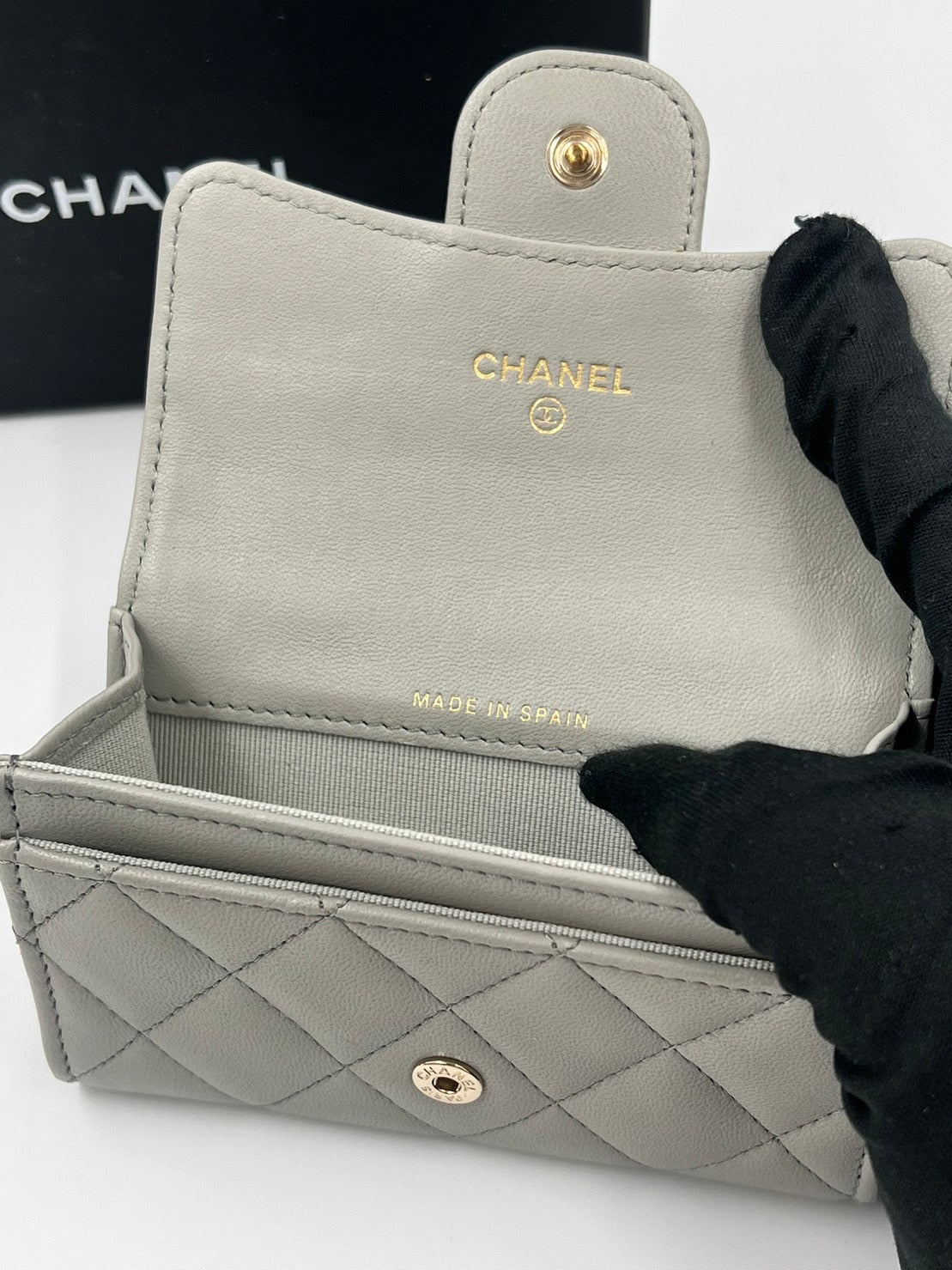 Chanel 羊皮 灰色 卡包 / Rank A