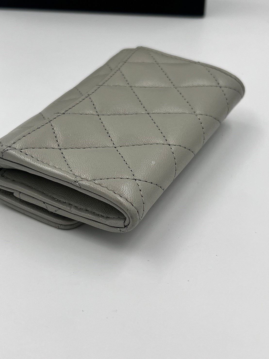 Chanel 羊皮 灰色 卡包 / Rank A