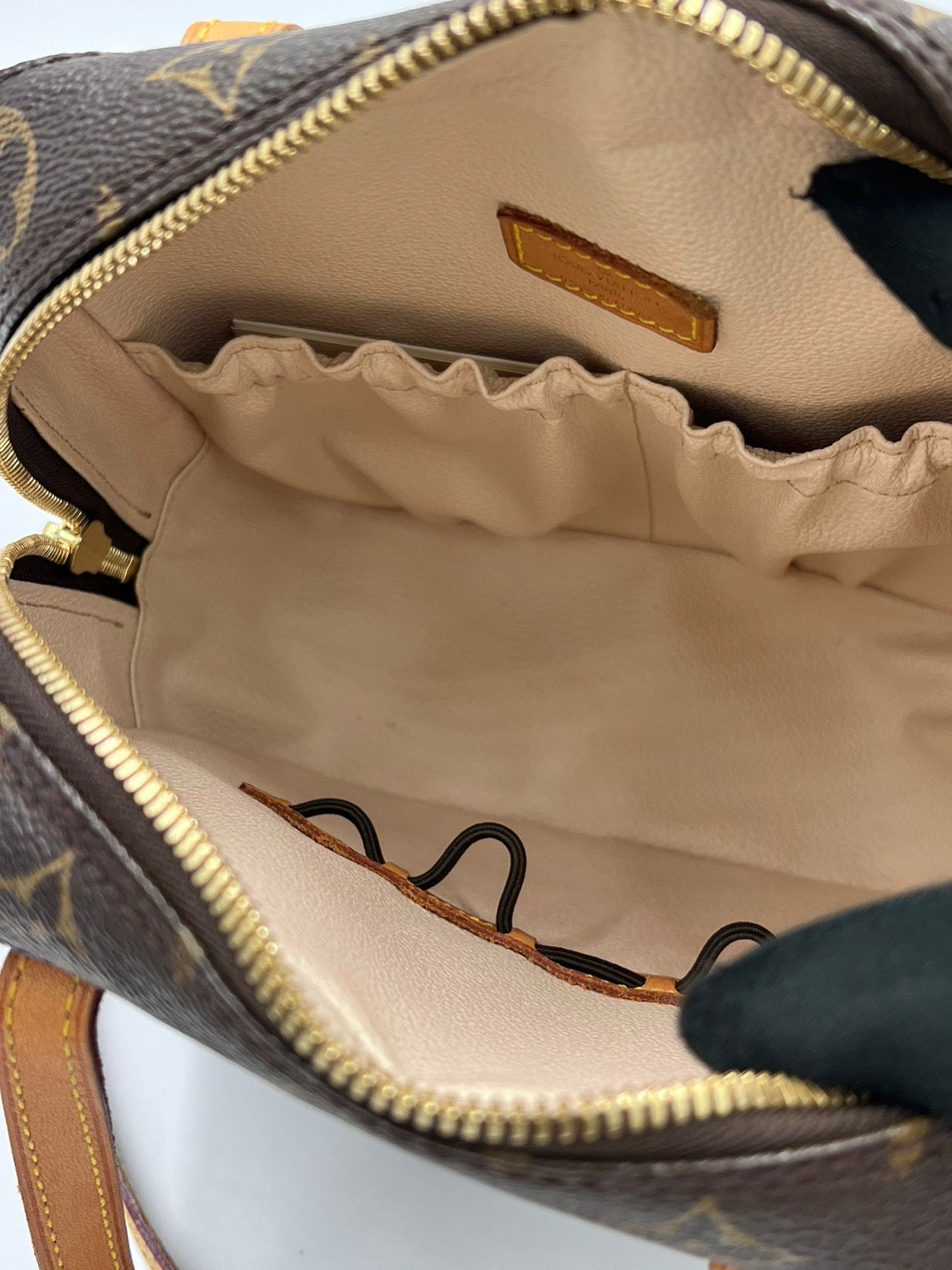 Louis Vuitton   老花豆腐包 Rank A
