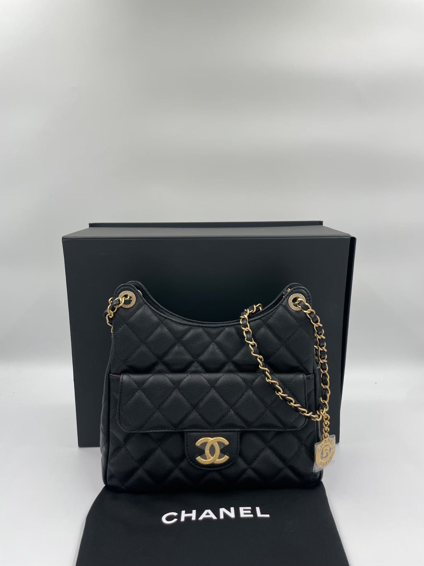 Chanel肩背包