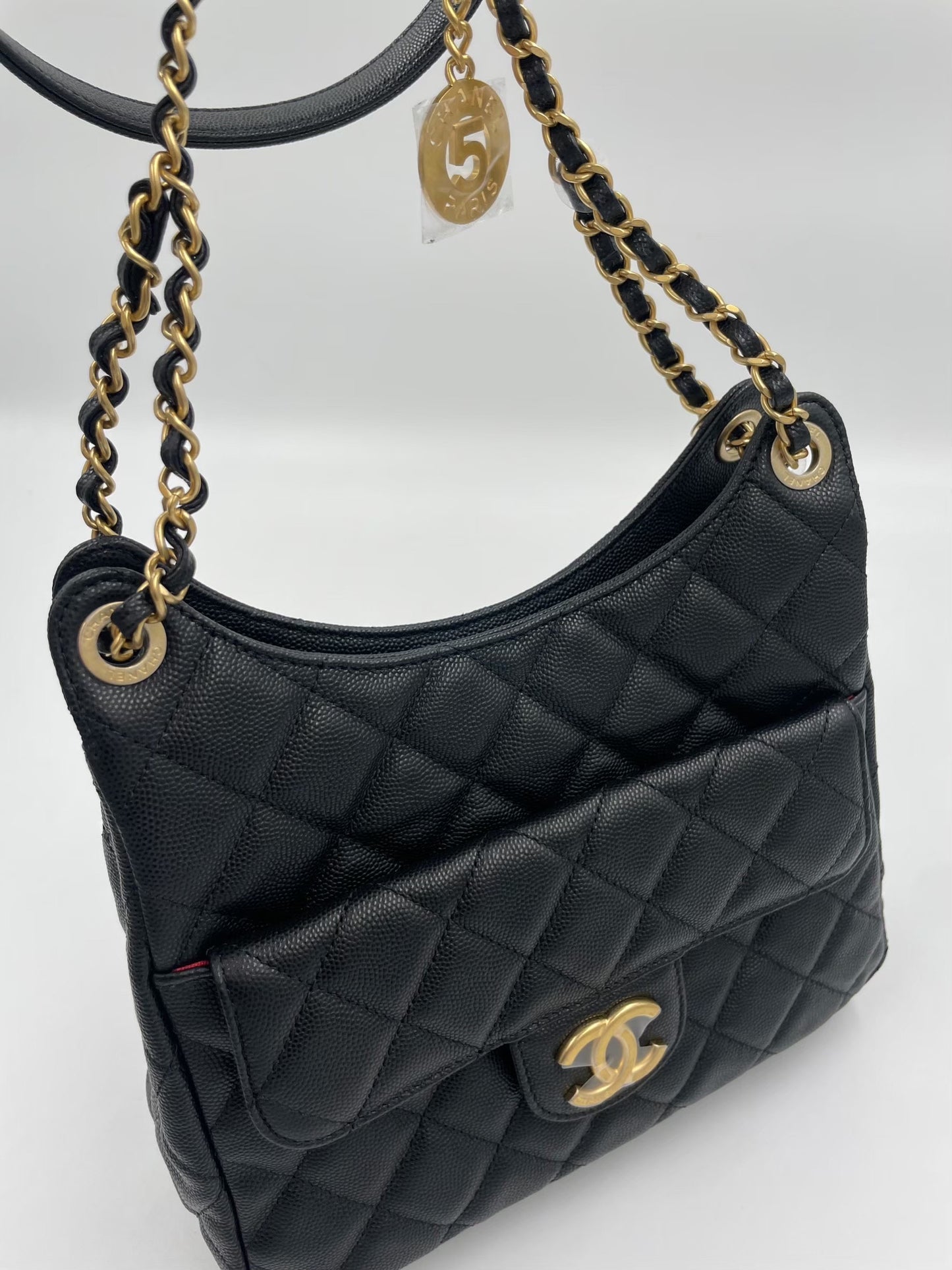 Chanel肩背包