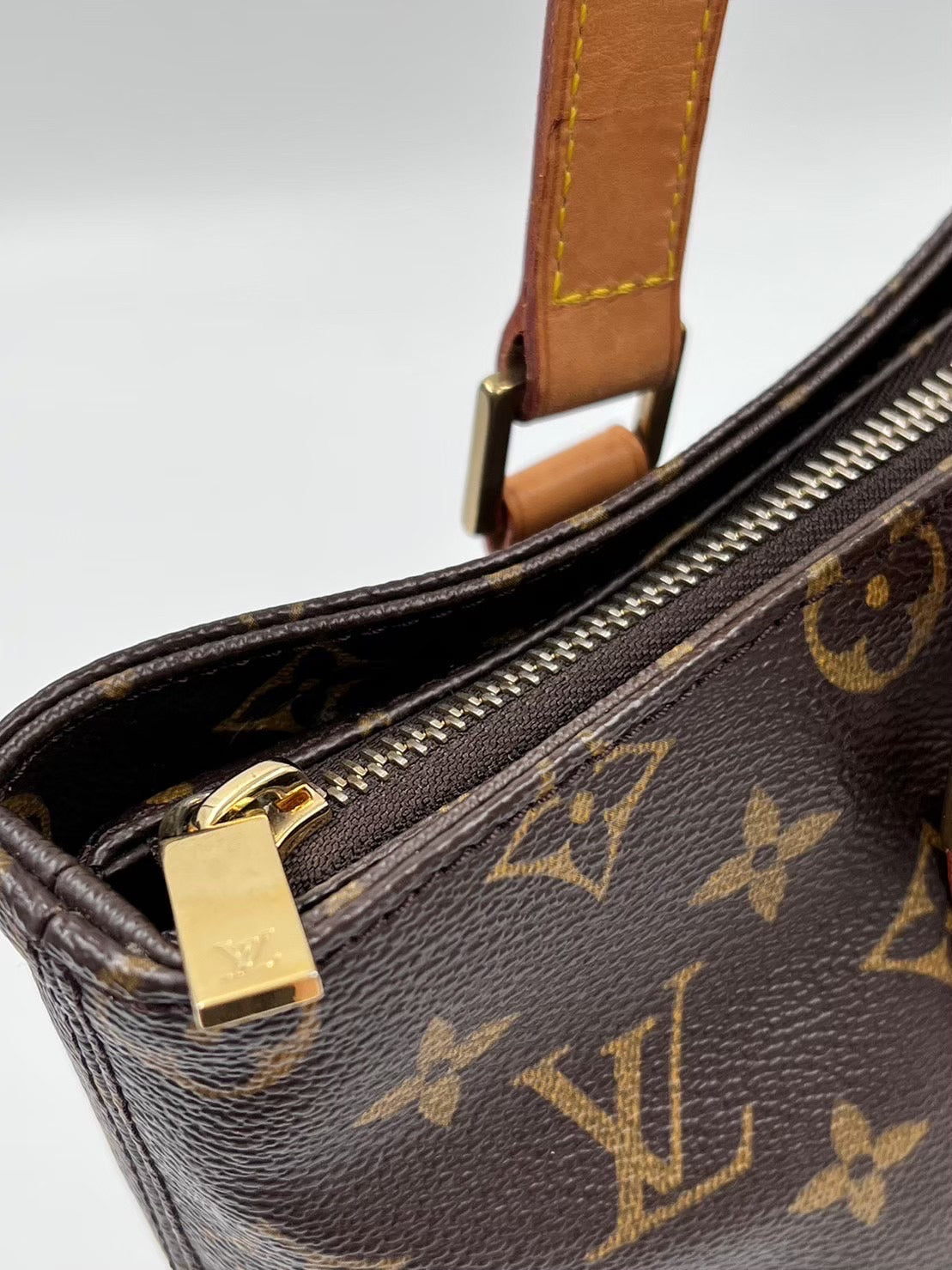 Louis Vuitton M51151 肩背包 From 2003 / Rank AB 24072009