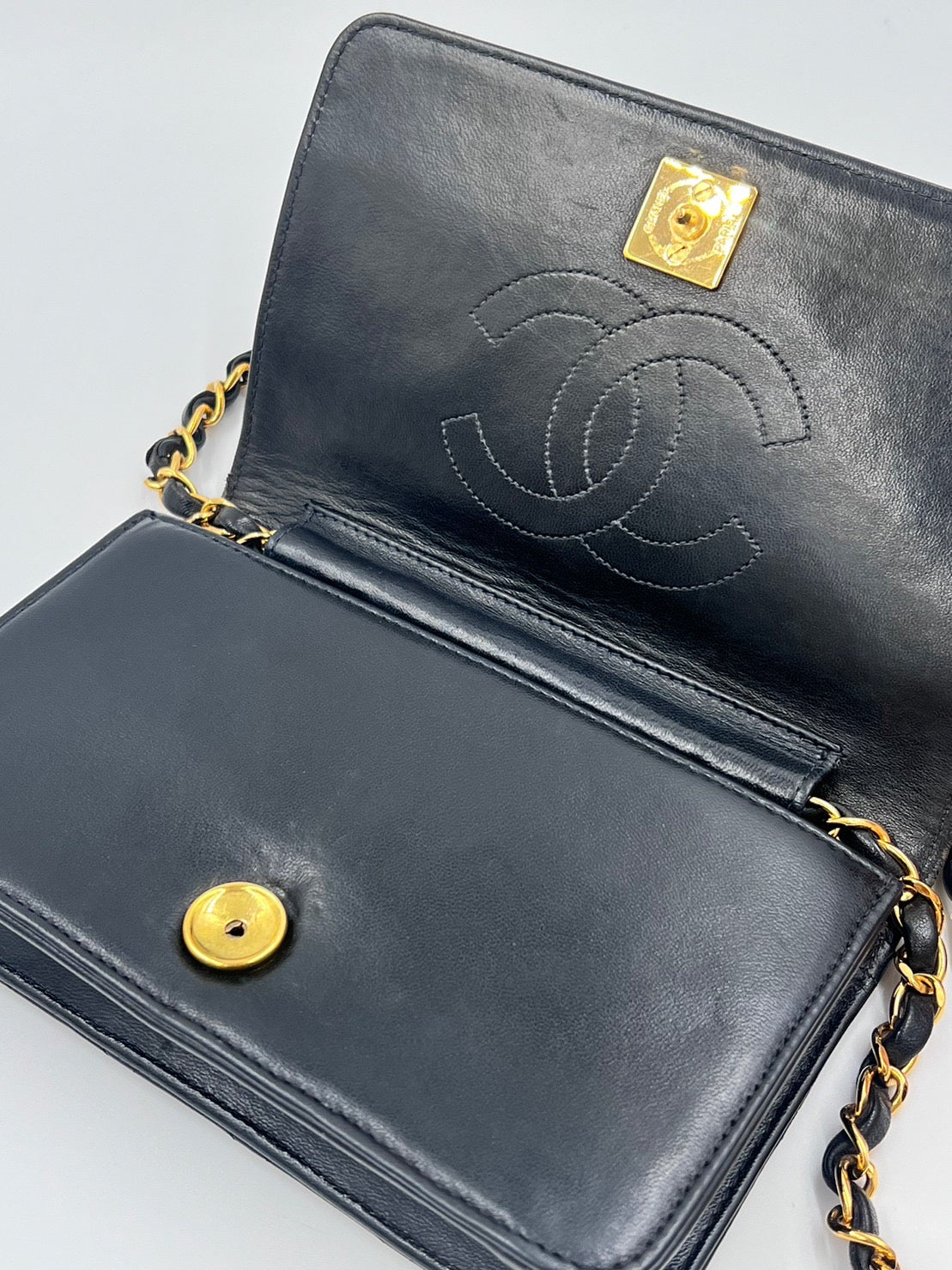 Chanel Lambskin Woc 19cm / Rank A