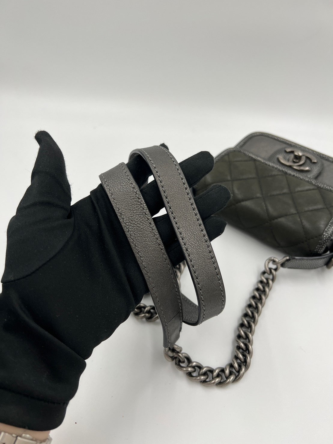 Chanel 珍珠魚皮 coco mini / Rank AB