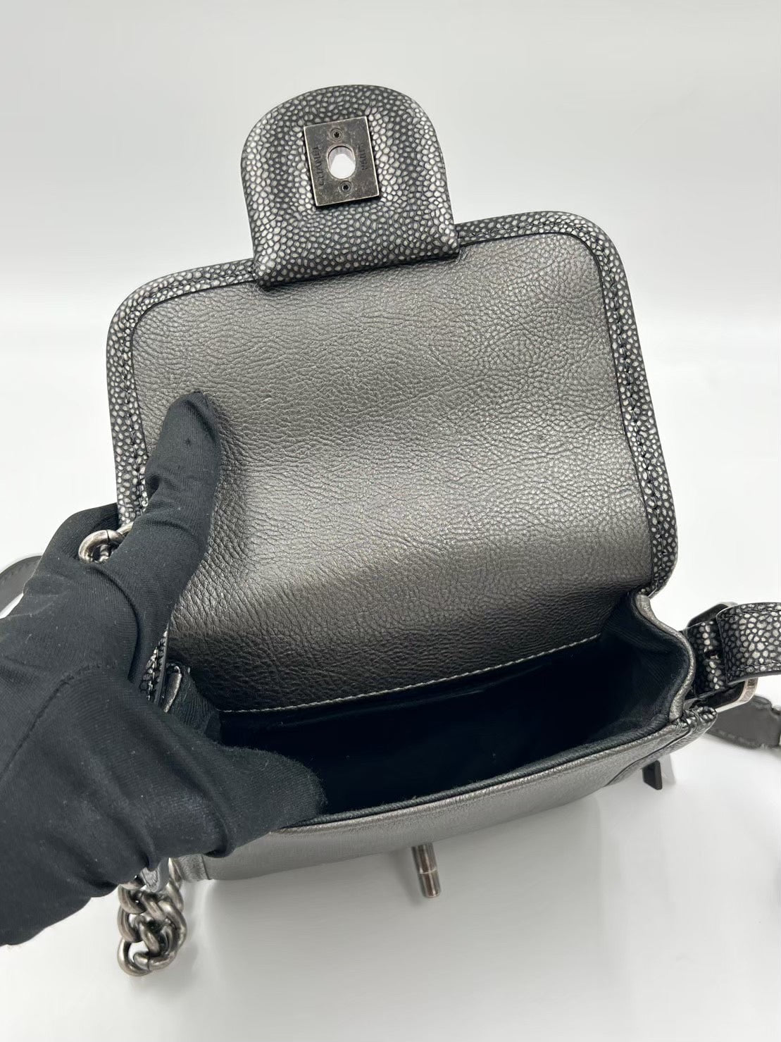 Chanel 珍珠魚皮 coco mini / Rank AB