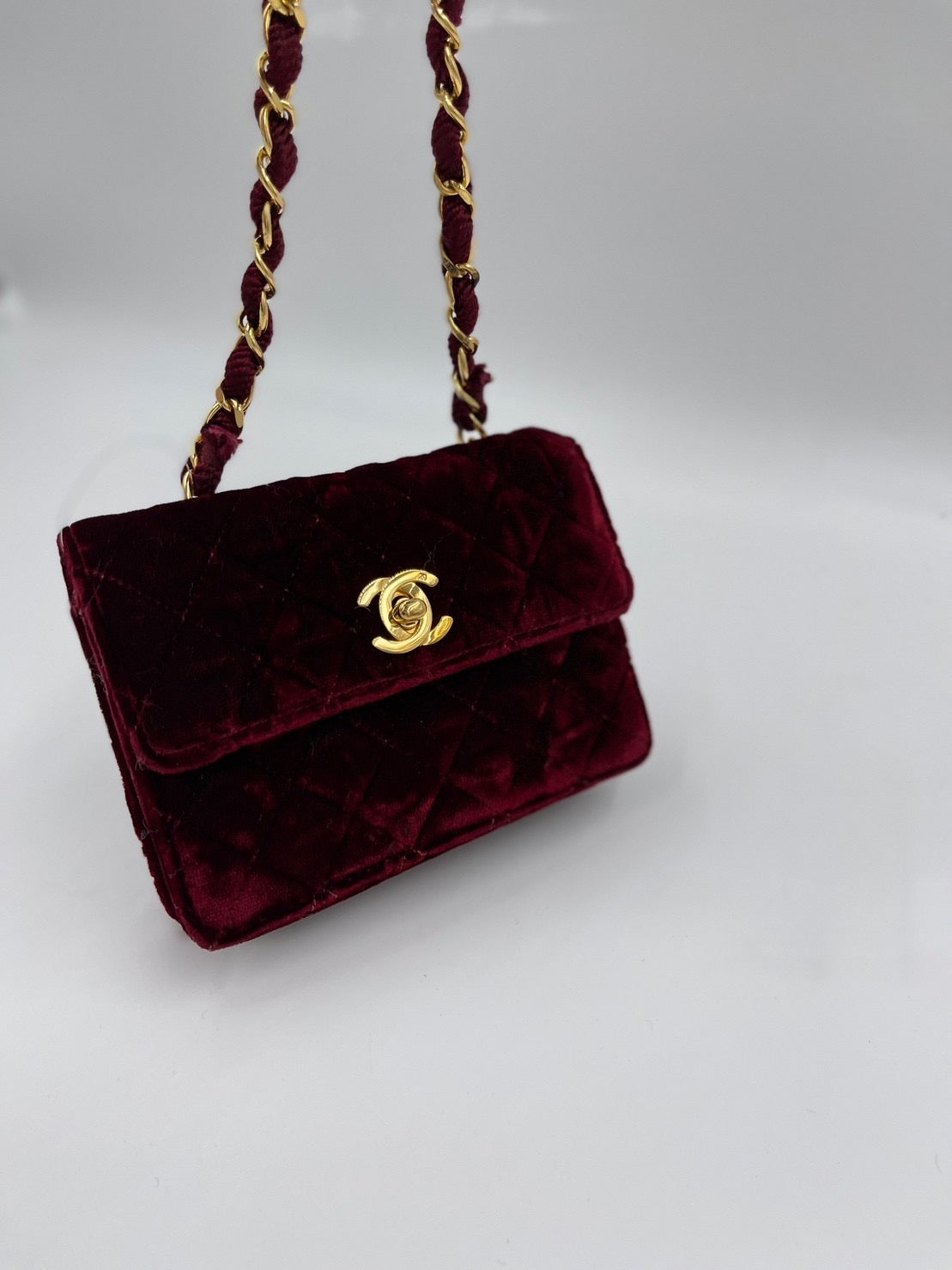 Chanel紅色小包
