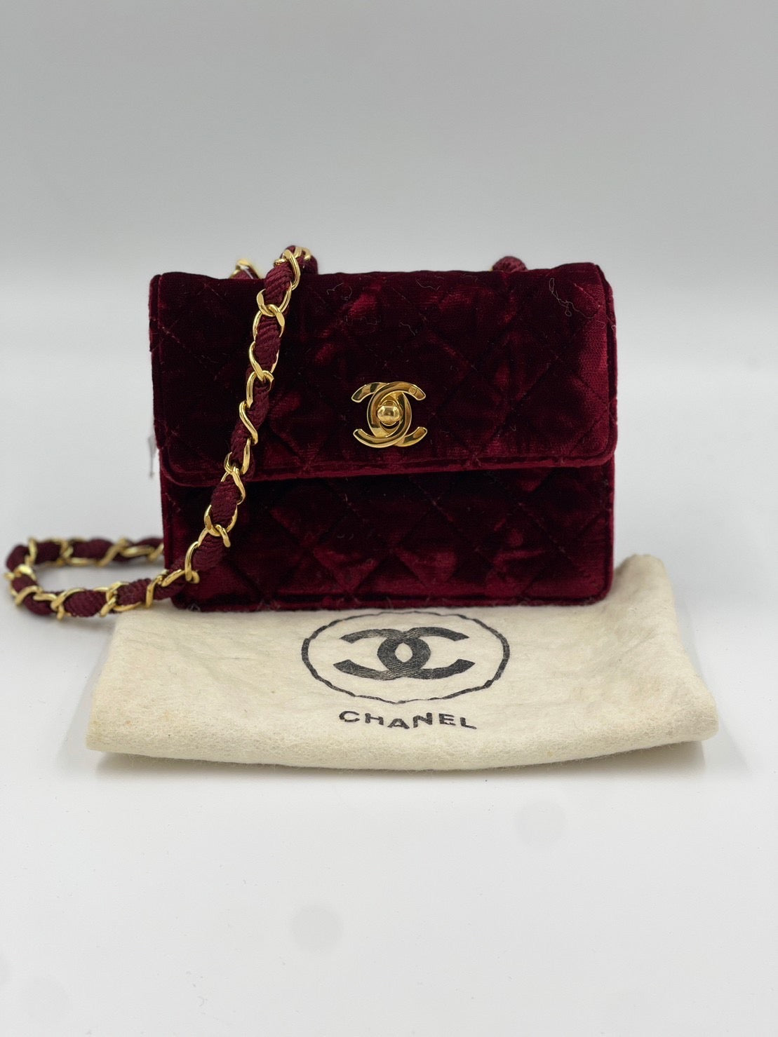 Chanel紅色小包