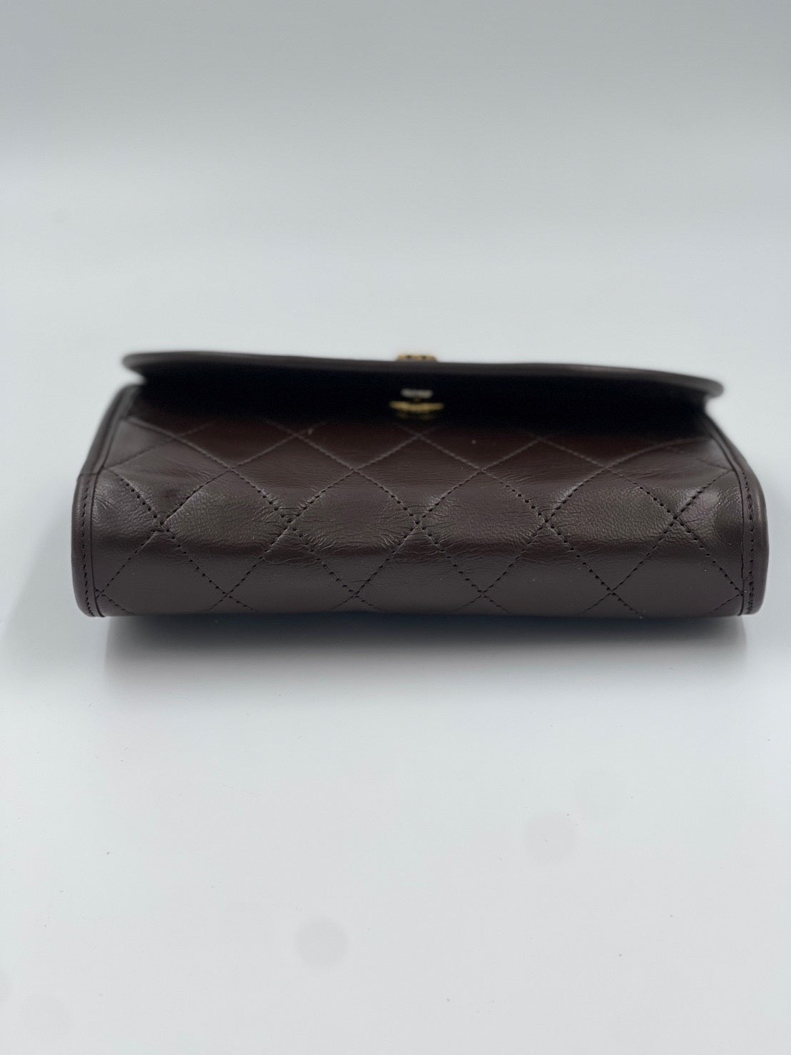 Chanel咖色小包
