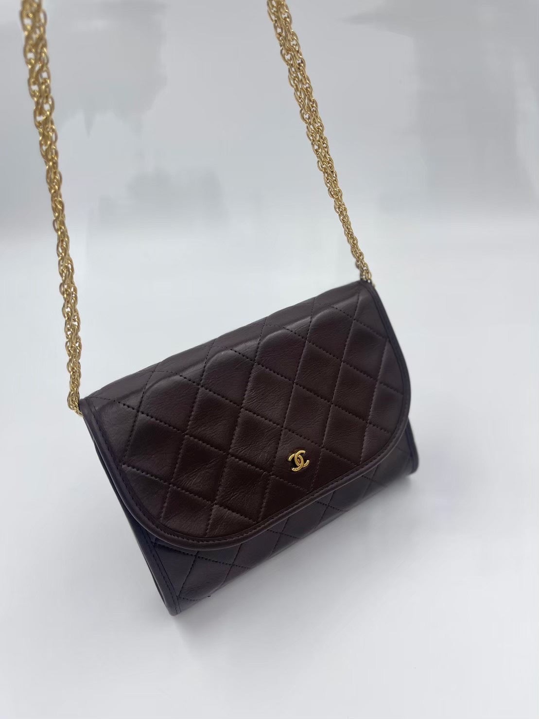 Chanel咖色小包