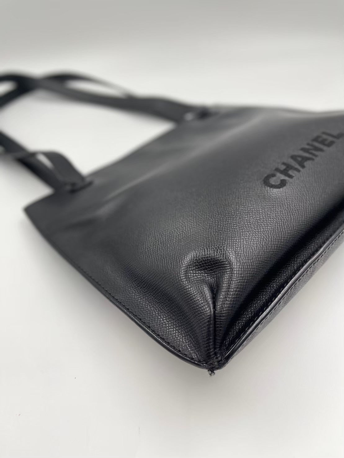 Chanel素面側背包