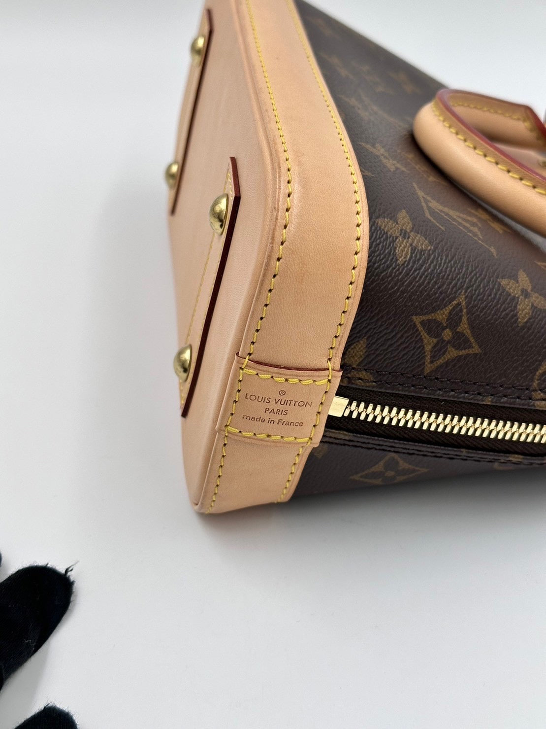 Louis Vuitton Alma BB 貝殼包 / Rank SA