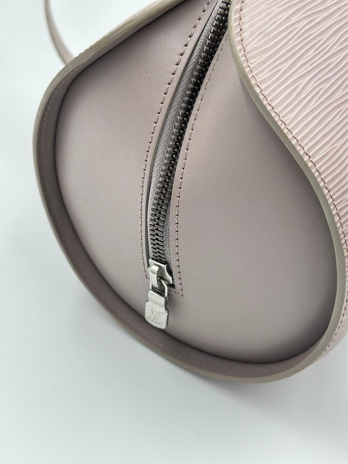 Louis Vuitton Epi Papillon  水波紋圓桶母子包/  Rank A