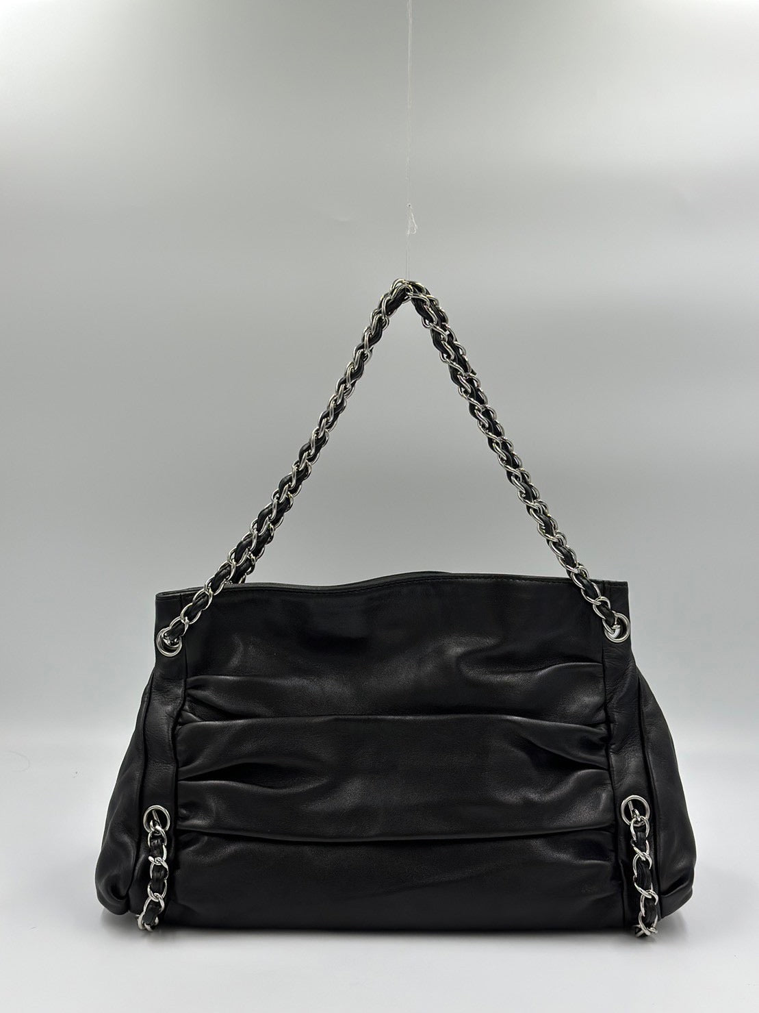 Chanel Lambskin Tote Black / Rank SA