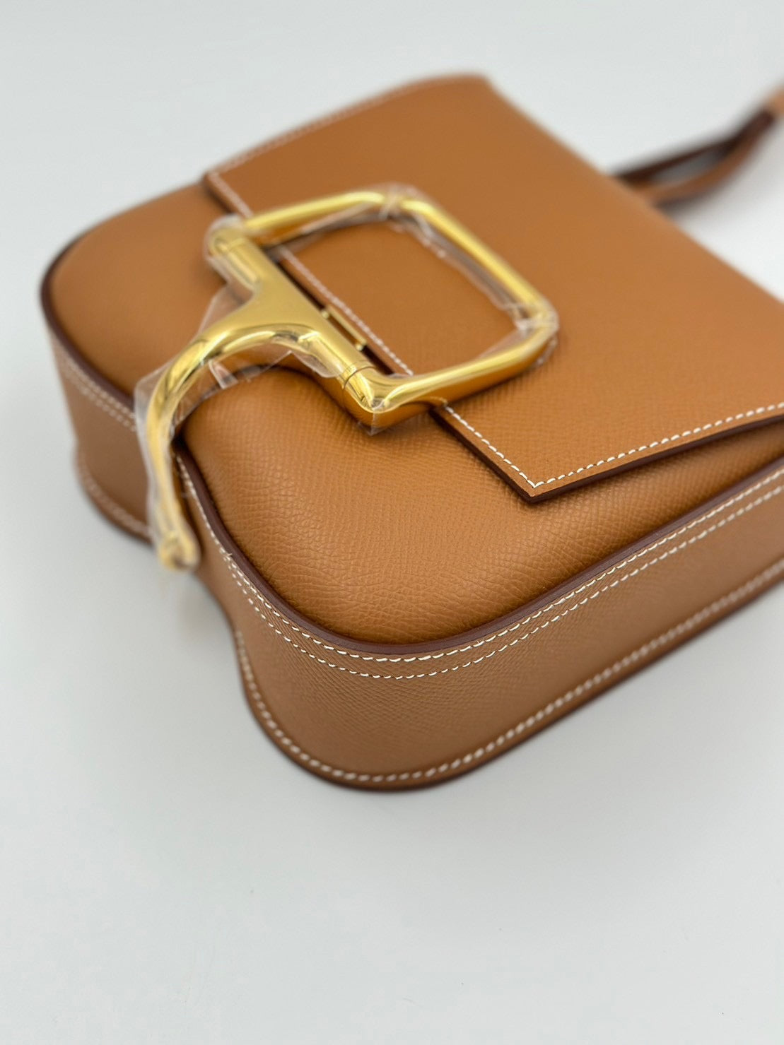 Hermes Della Mini 屁股包/ Rank SA V0250220002