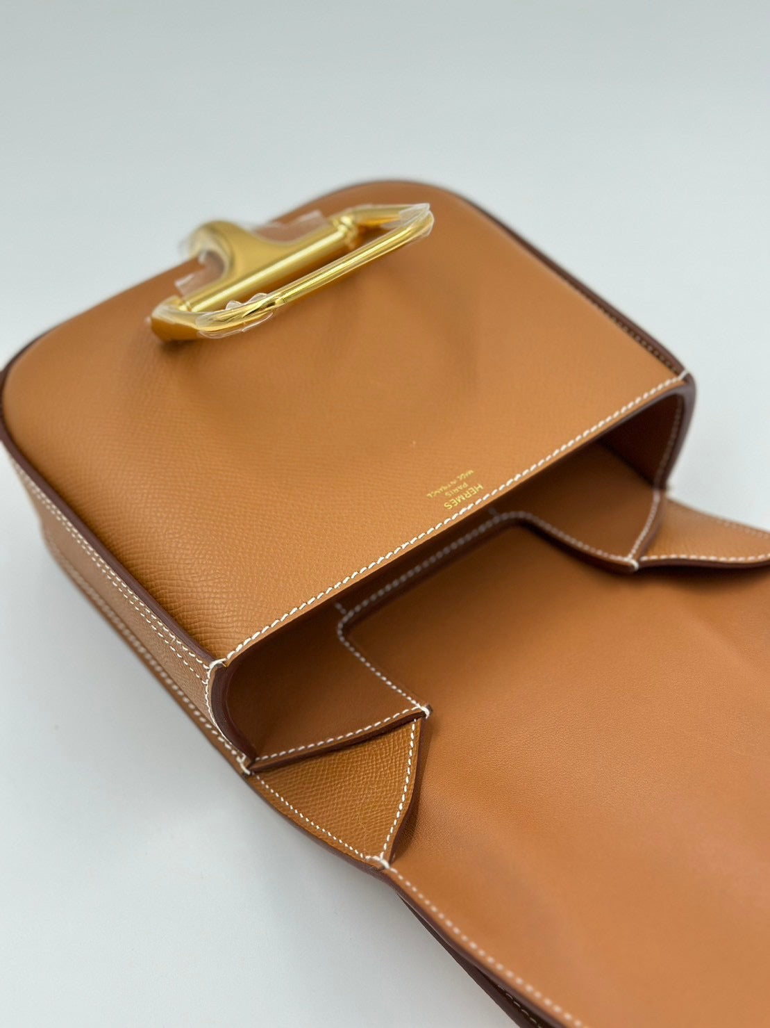 Hermes Della Mini 屁股包/ Rank SA V0250220002