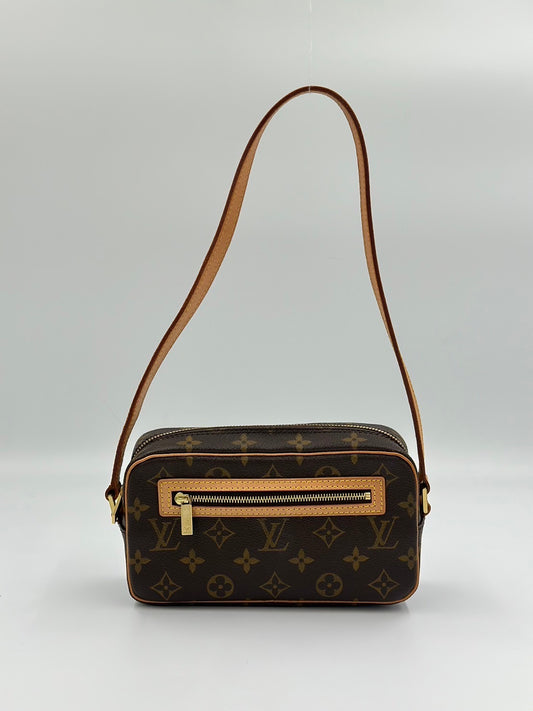 Louis Vuitton 開口笑 相機包 / Rank SA