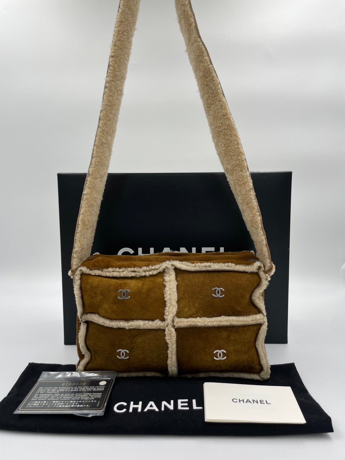 Chanel 麂皮中古四宮格/Rank SA