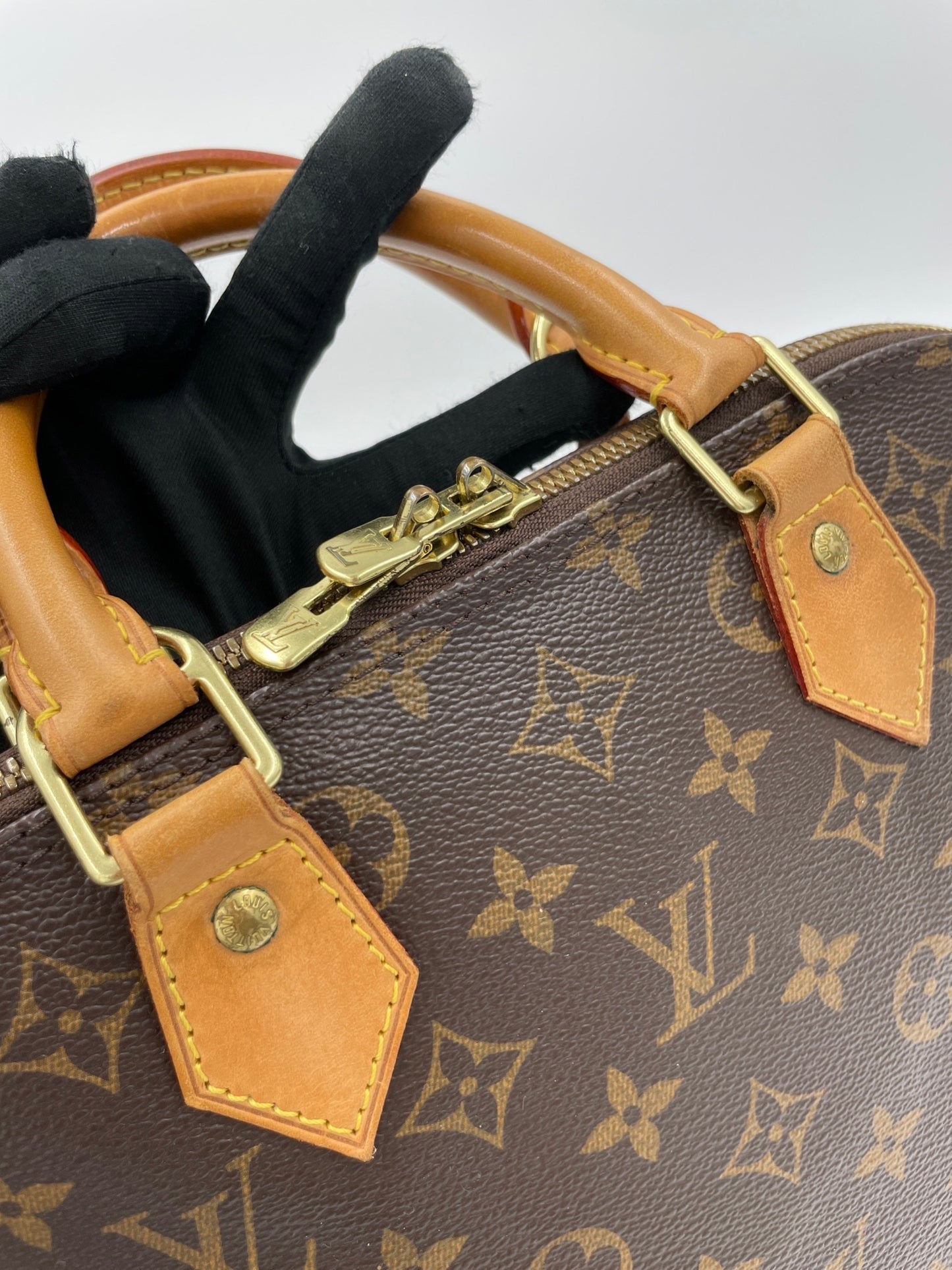 Louis Vuitton Alma GM 貝殼包 / Rank AB 24072011
