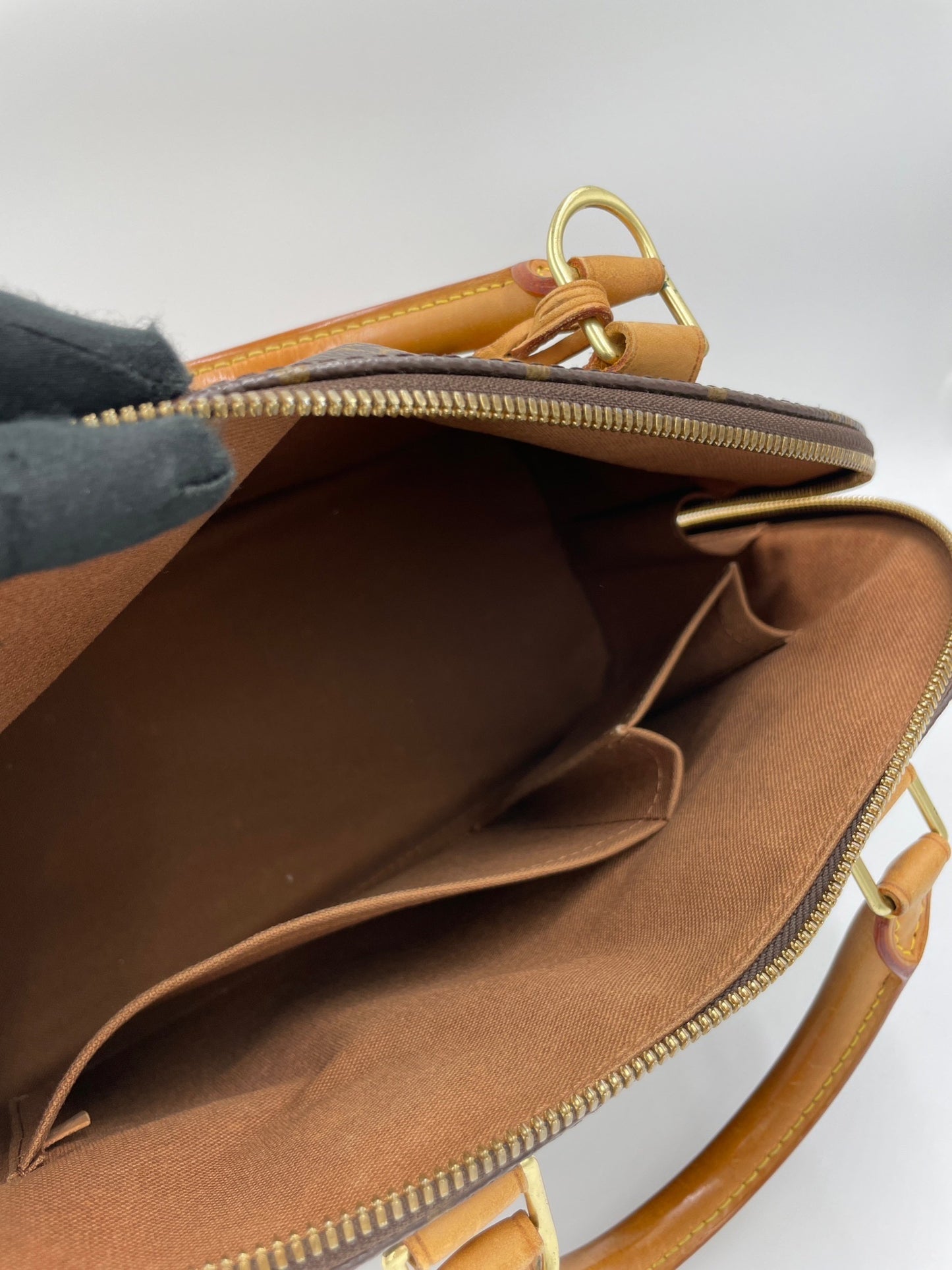 Louis Vuitton Alma GM 貝殼包 / Rank AB 24072011