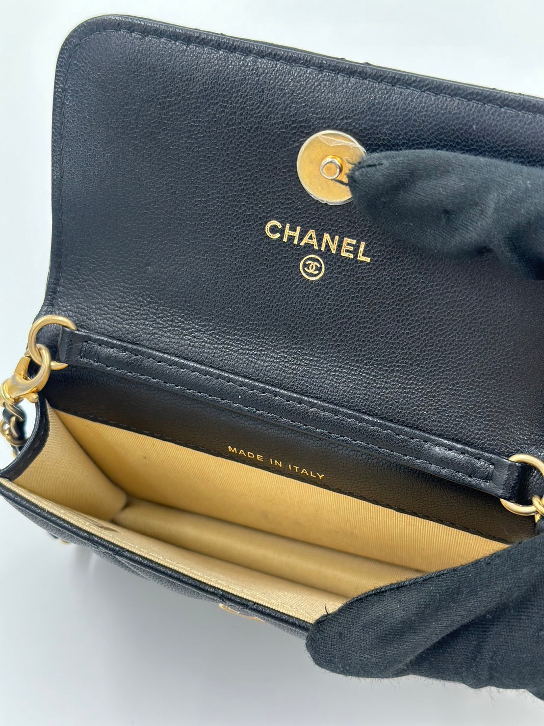 Chanel Mini Woc 金球小包 / Rank SA