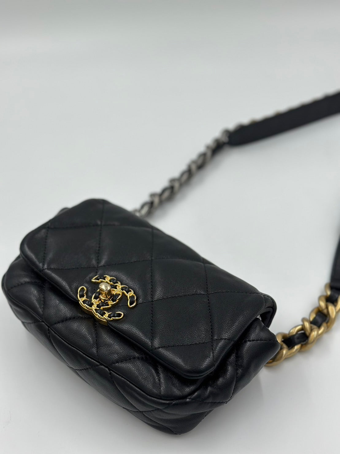 Chanel 雙色鏈條腰包/Rank SA