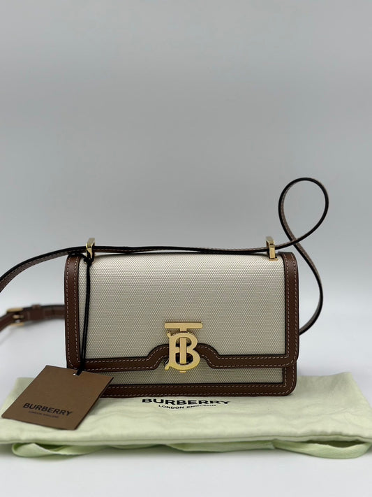 Burberry帆布側背包/Rank SA