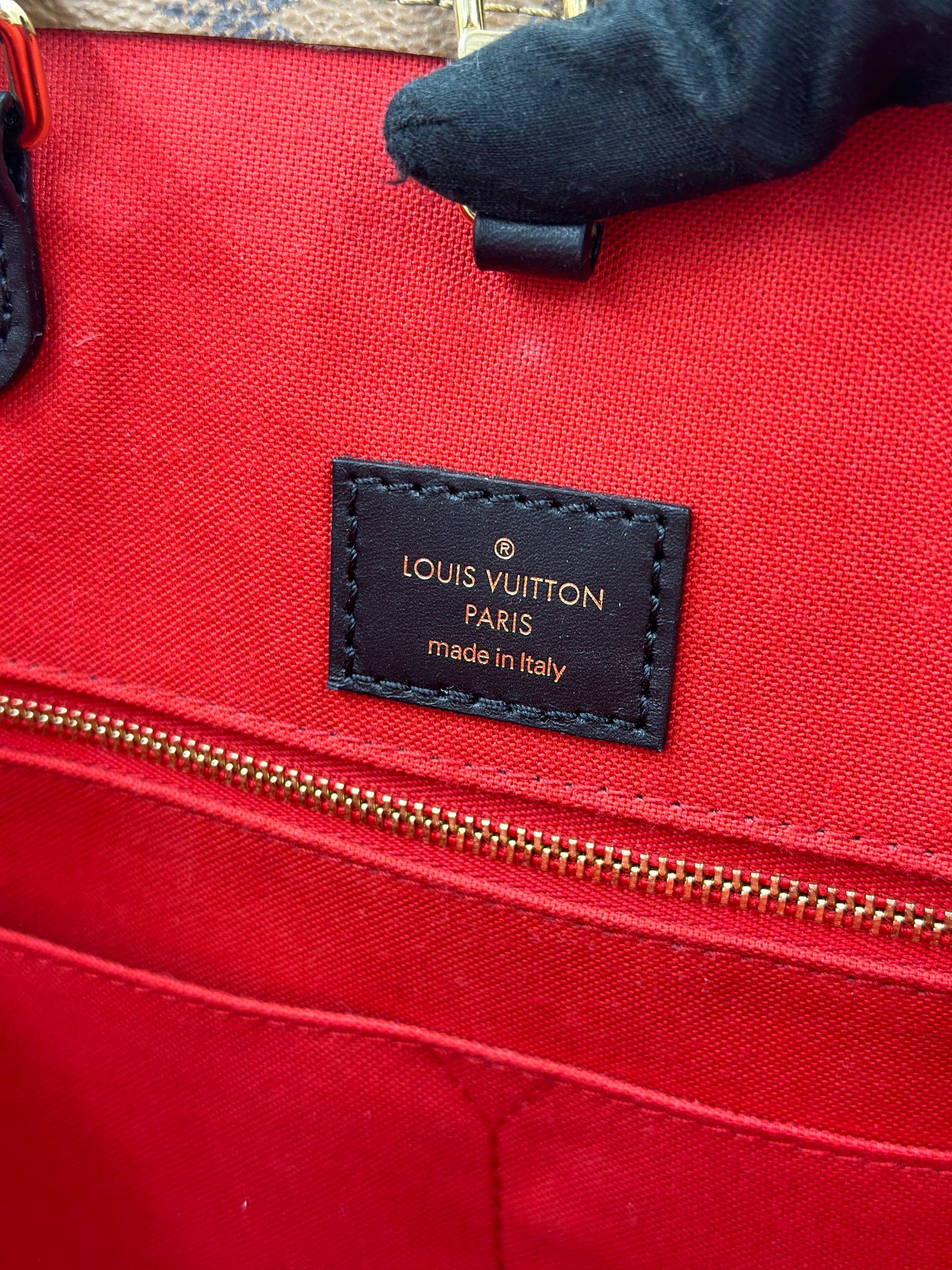 Louis Vuitton  ON THE GO / Rank SA