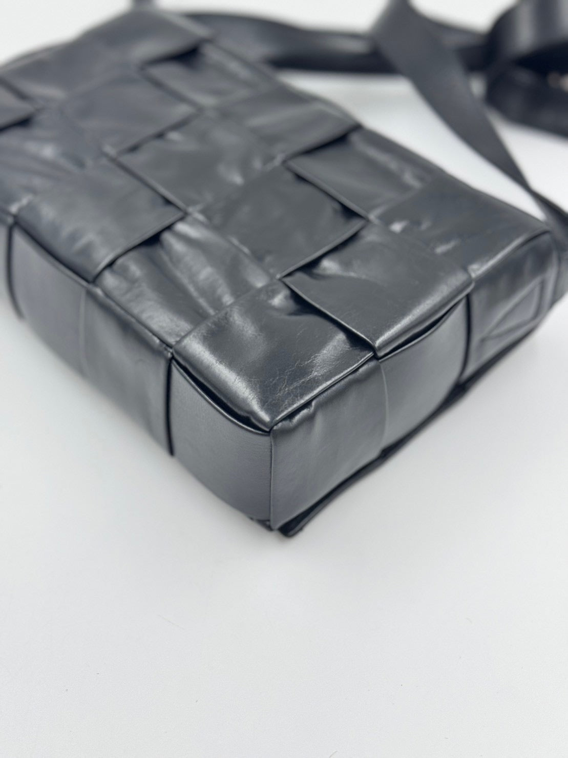Bottega Veneta Cassette PM / Rank SA