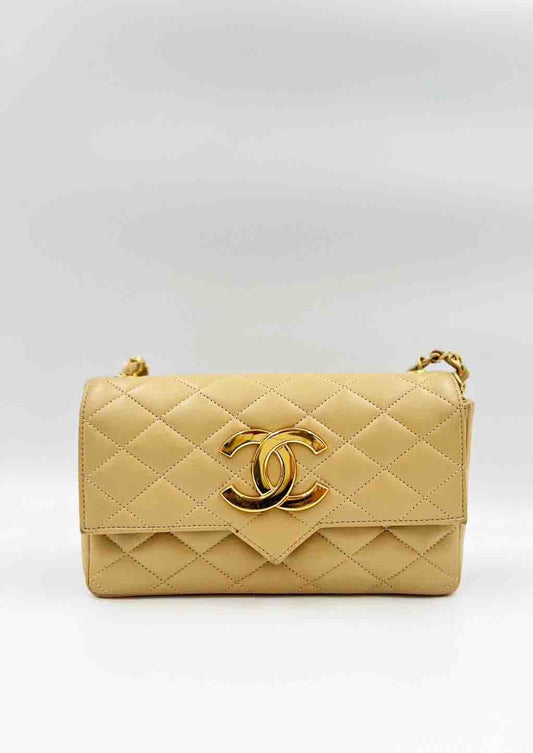 Chanel logo Bag Apricot Cream 19cm / Rank A