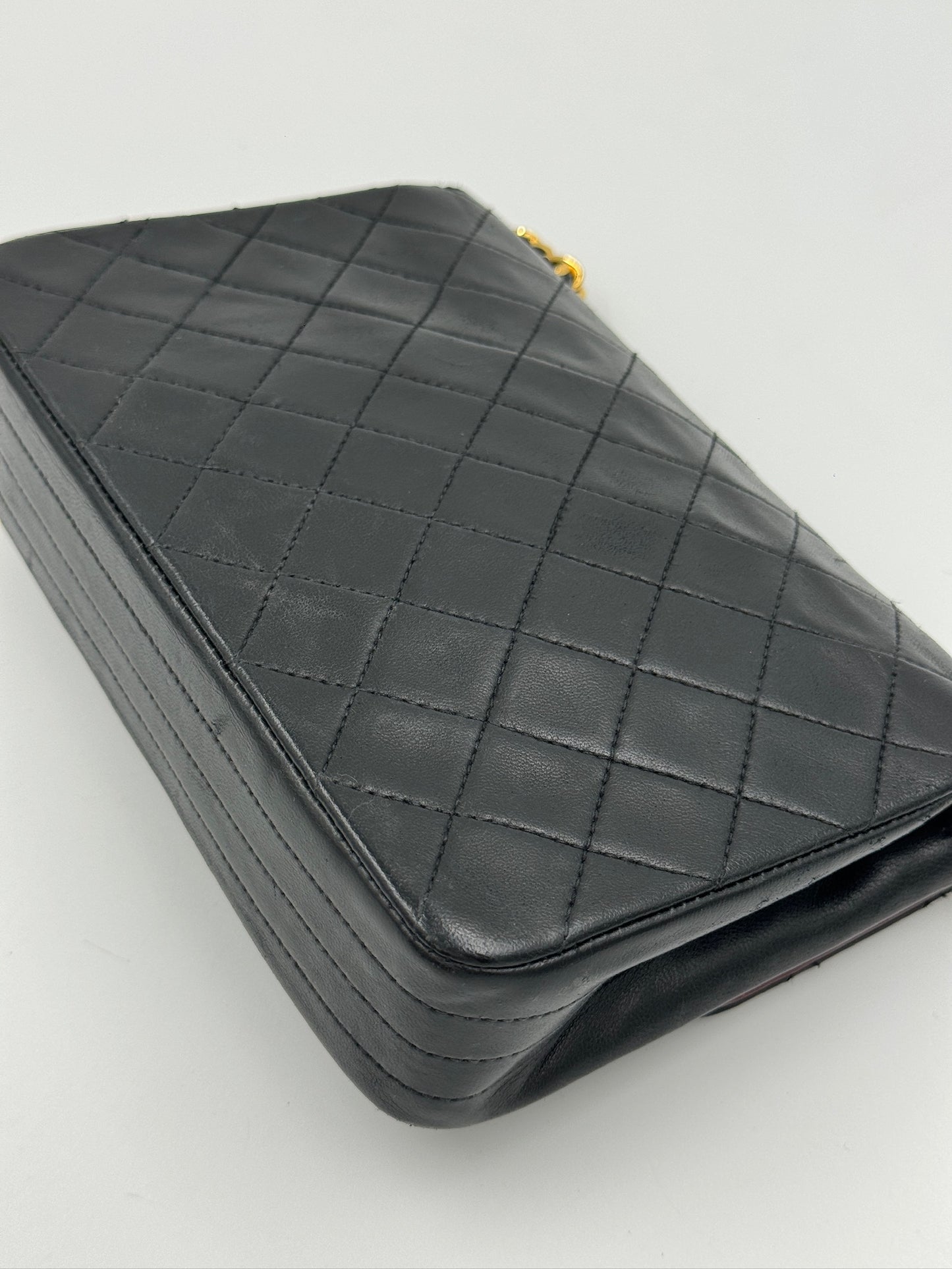 Chanel MINI 圓扣 ＣＦ/ Rank A 24063001