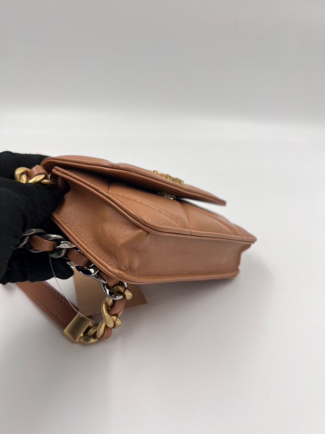 Chanel 19 Ｗoc mini 腰包 / Rank SA