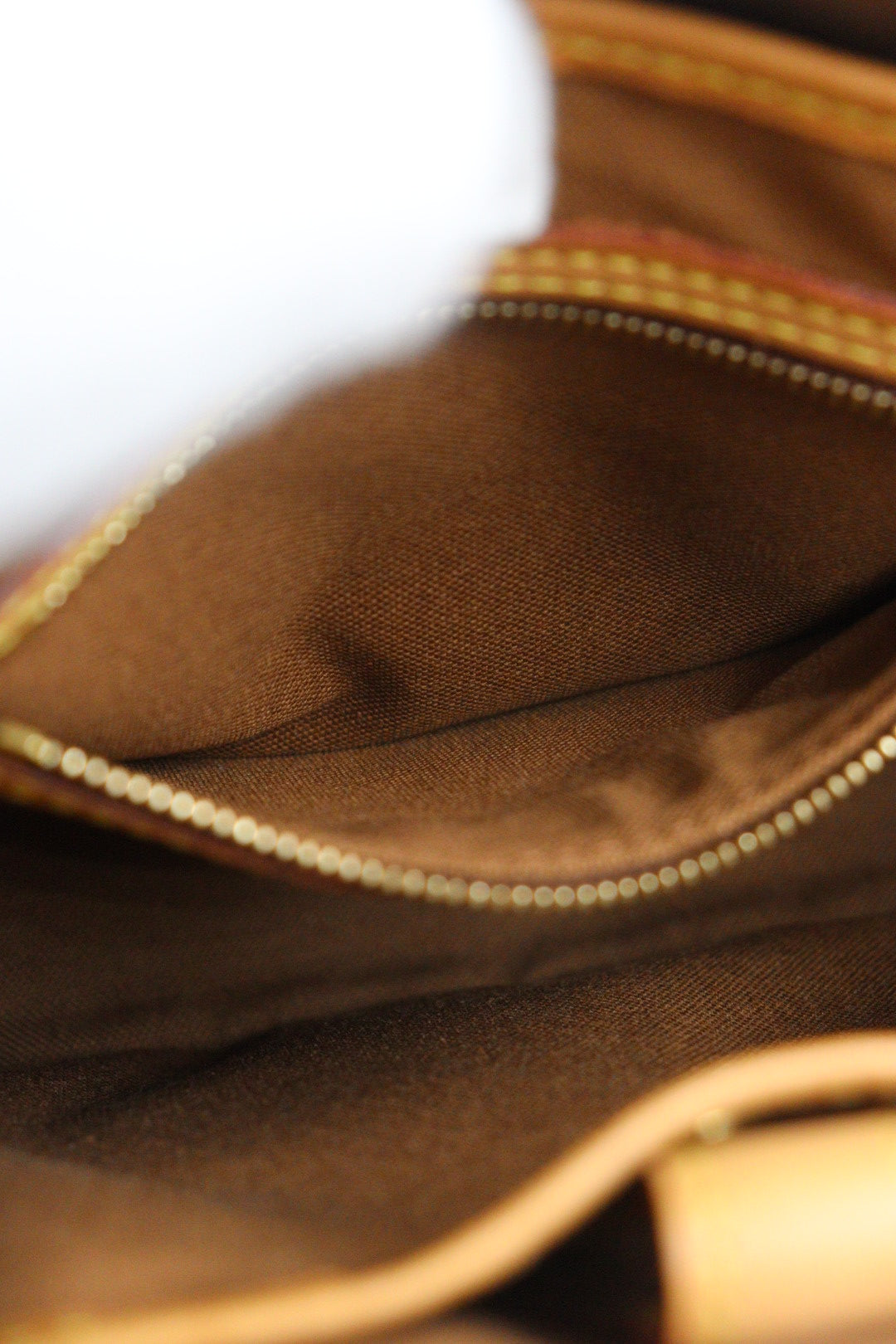 Louis Vuitton  VIVIAN 薇薇安 / Rank SA