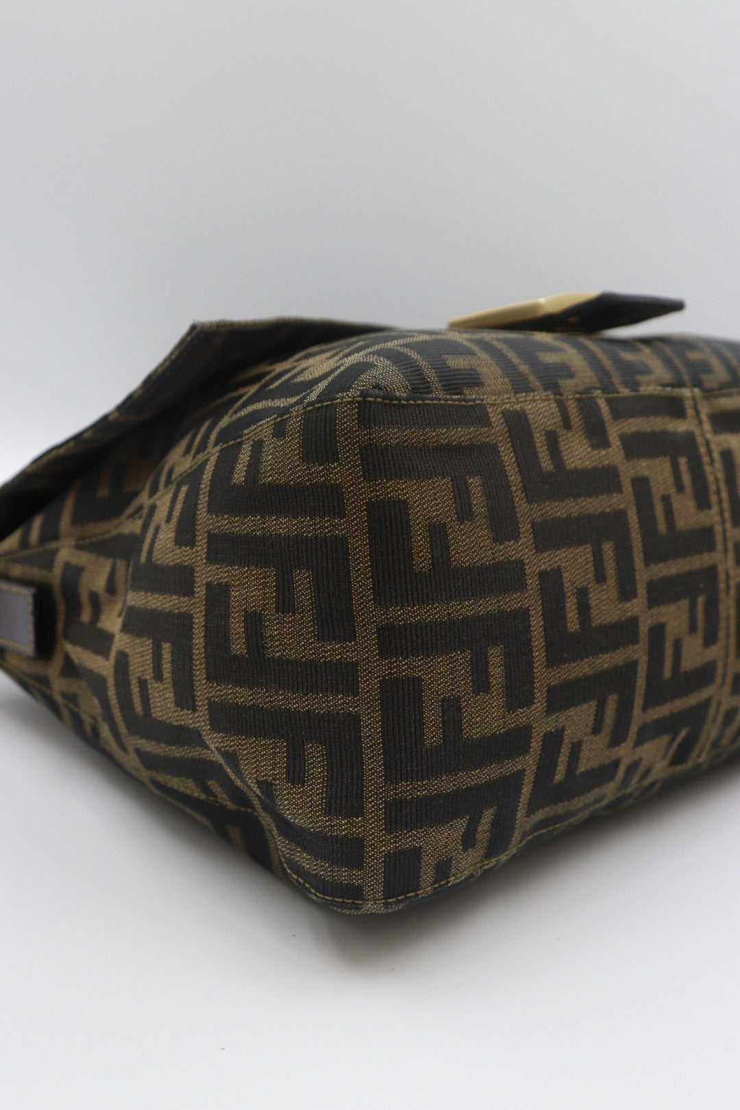 Fendi 金釦大法棍 / Rank SA