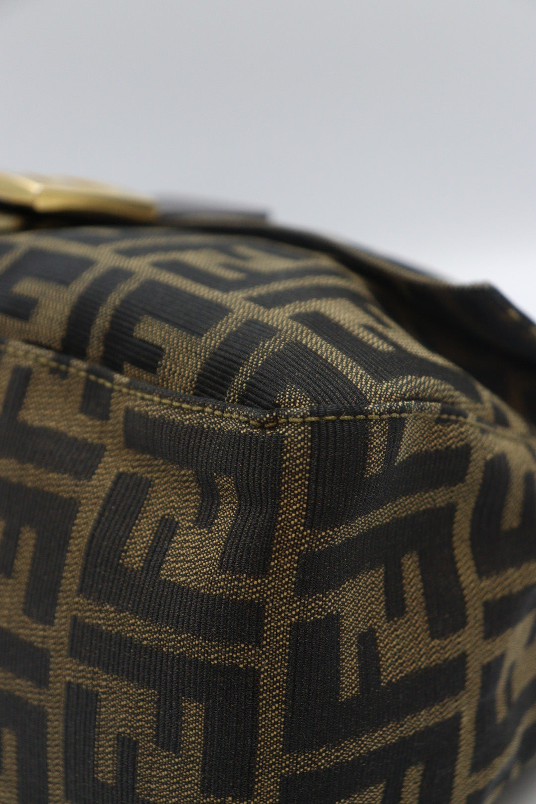 Fendi 金釦大法棍 / Rank SA